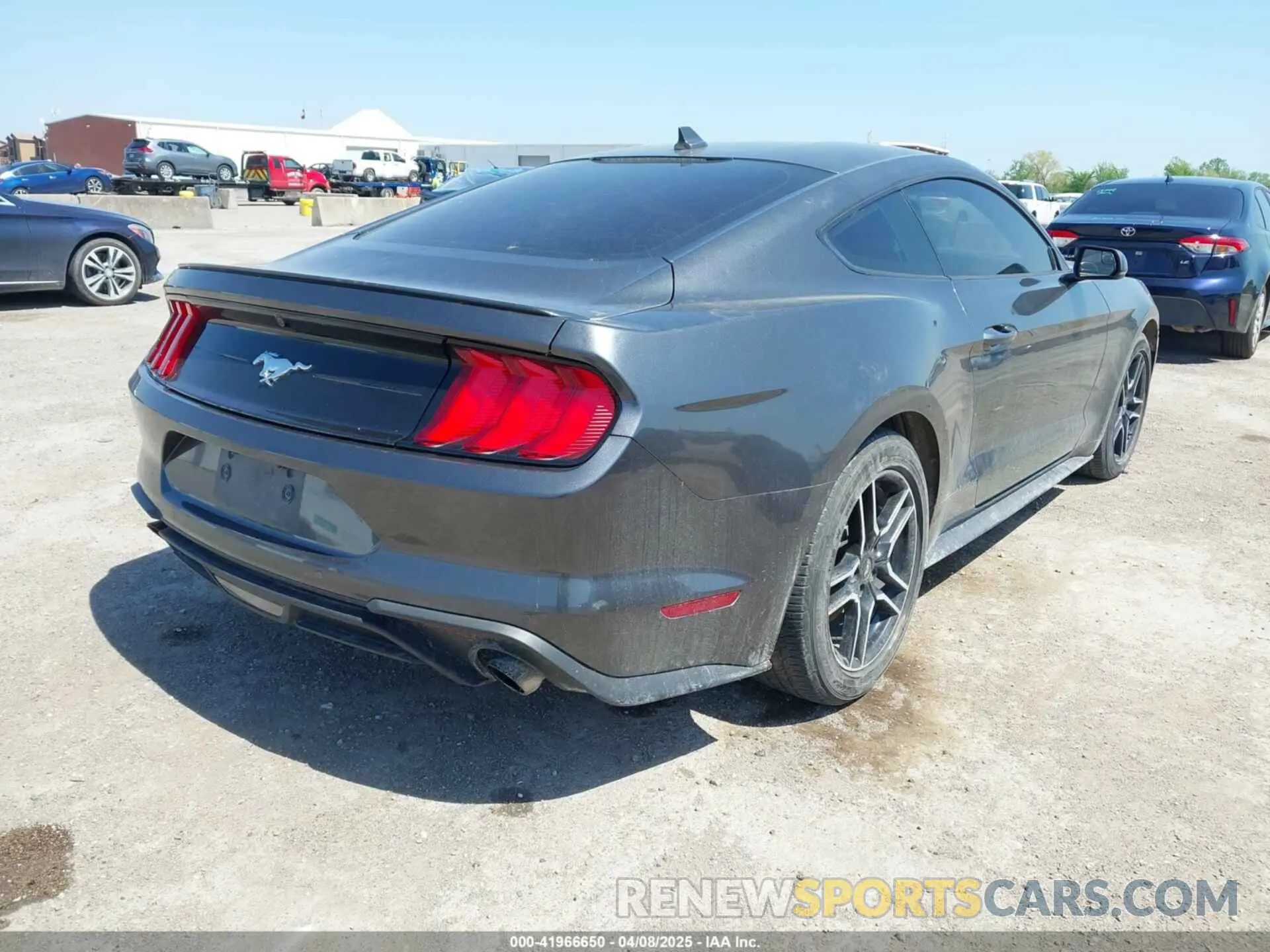 4 fotografías del automóvil dañado 1FA6P8TH1L5178731 FORD MUSTANG 2020