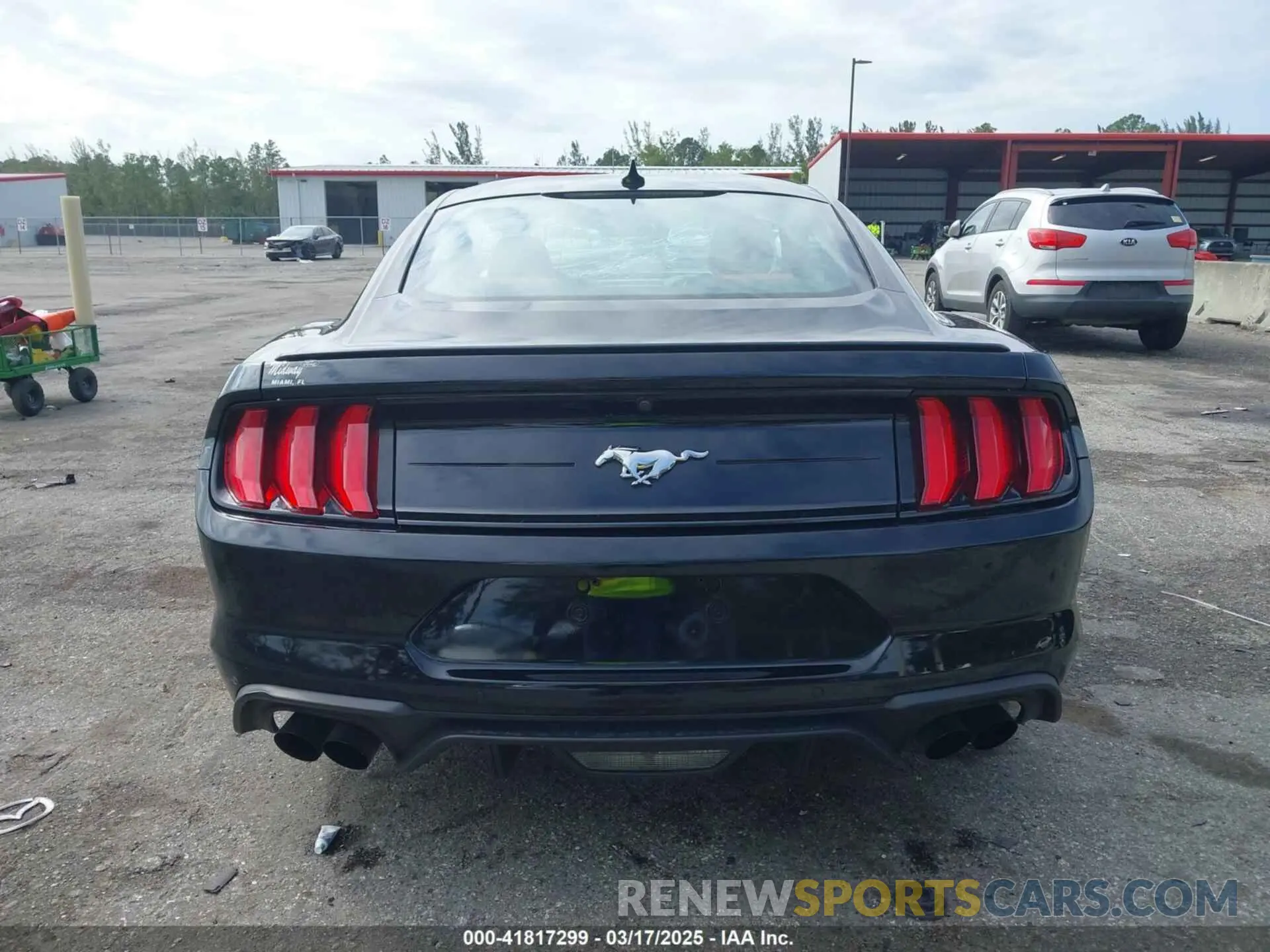 17 fotografías del automóvil dañado 1FA6P8TH2L5166636 FORD MUSTANG 2020