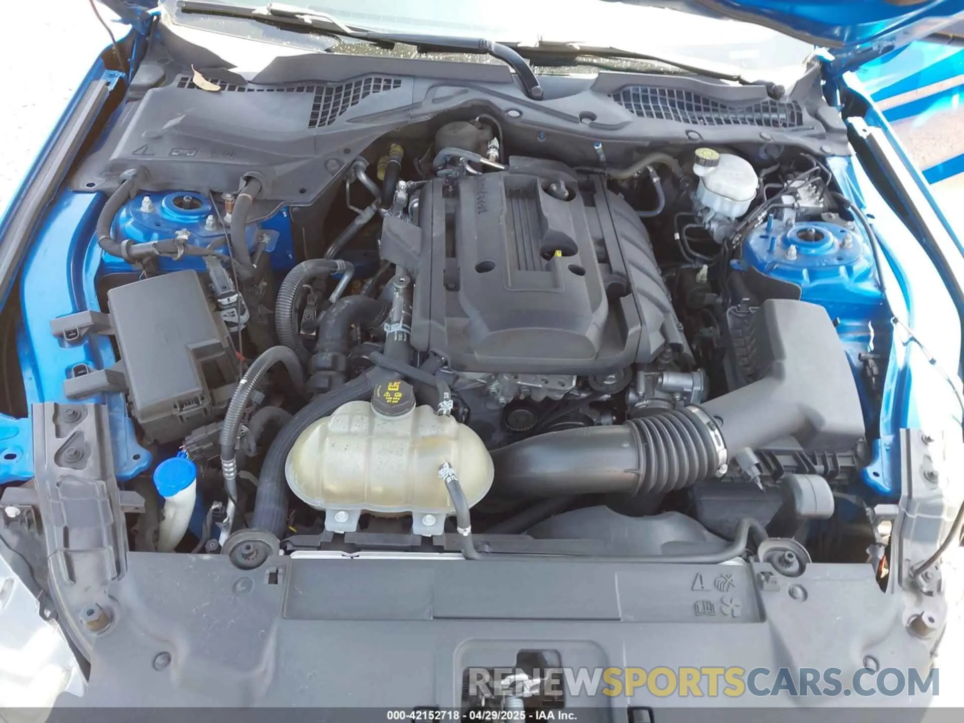 10 fotografías del automóvil dañado 1FA6P8TH3L5133922 FORD MUSTANG 2020