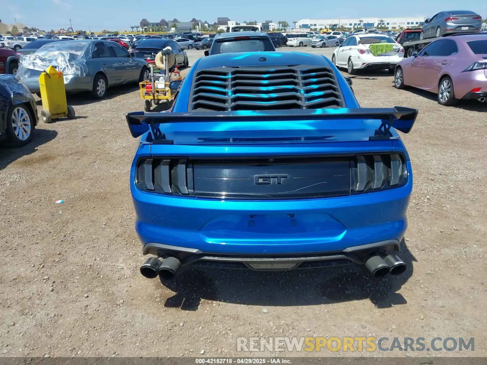 17 fotografías del automóvil dañado 1FA6P8TH3L5133922 FORD MUSTANG 2020