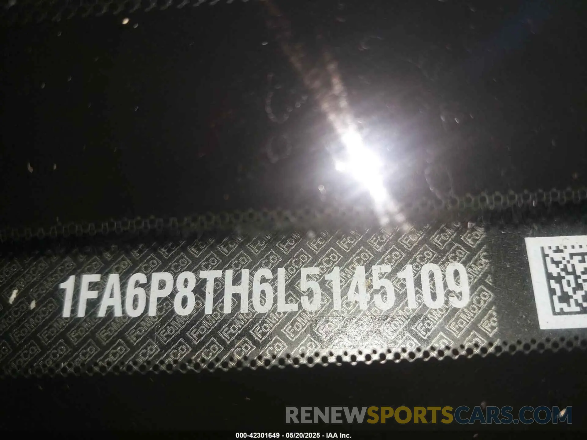 18 fotografías del automóvil dañado 1FA6P8TH6L5145109 FORD MUSTANG 2020