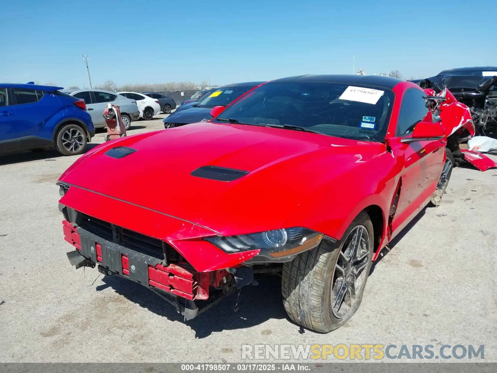 2 fotografías del automóvil dañado 1FA6P8TH6L5148110 FORD MUSTANG 2020