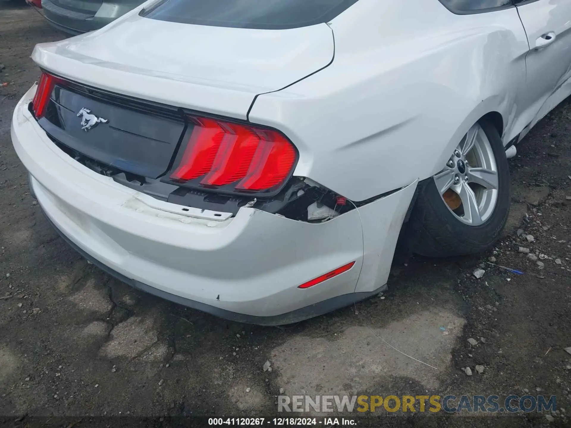 19 fotografías del automóvil dañado 1FA6P8TH7L5123071 FORD MUSTANG 2020