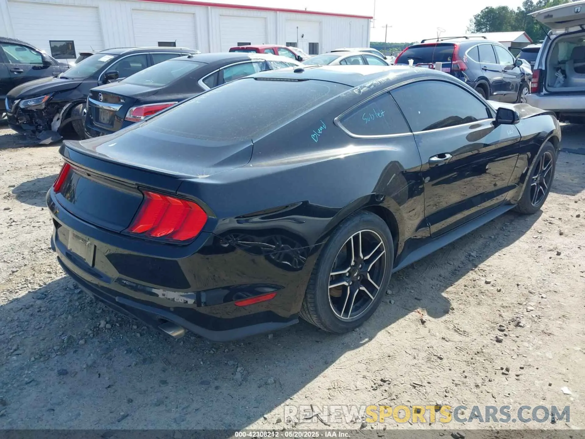 4 fotografías del automóvil dañado 1FA6P8TH8L5118039 FORD MUSTANG 2020