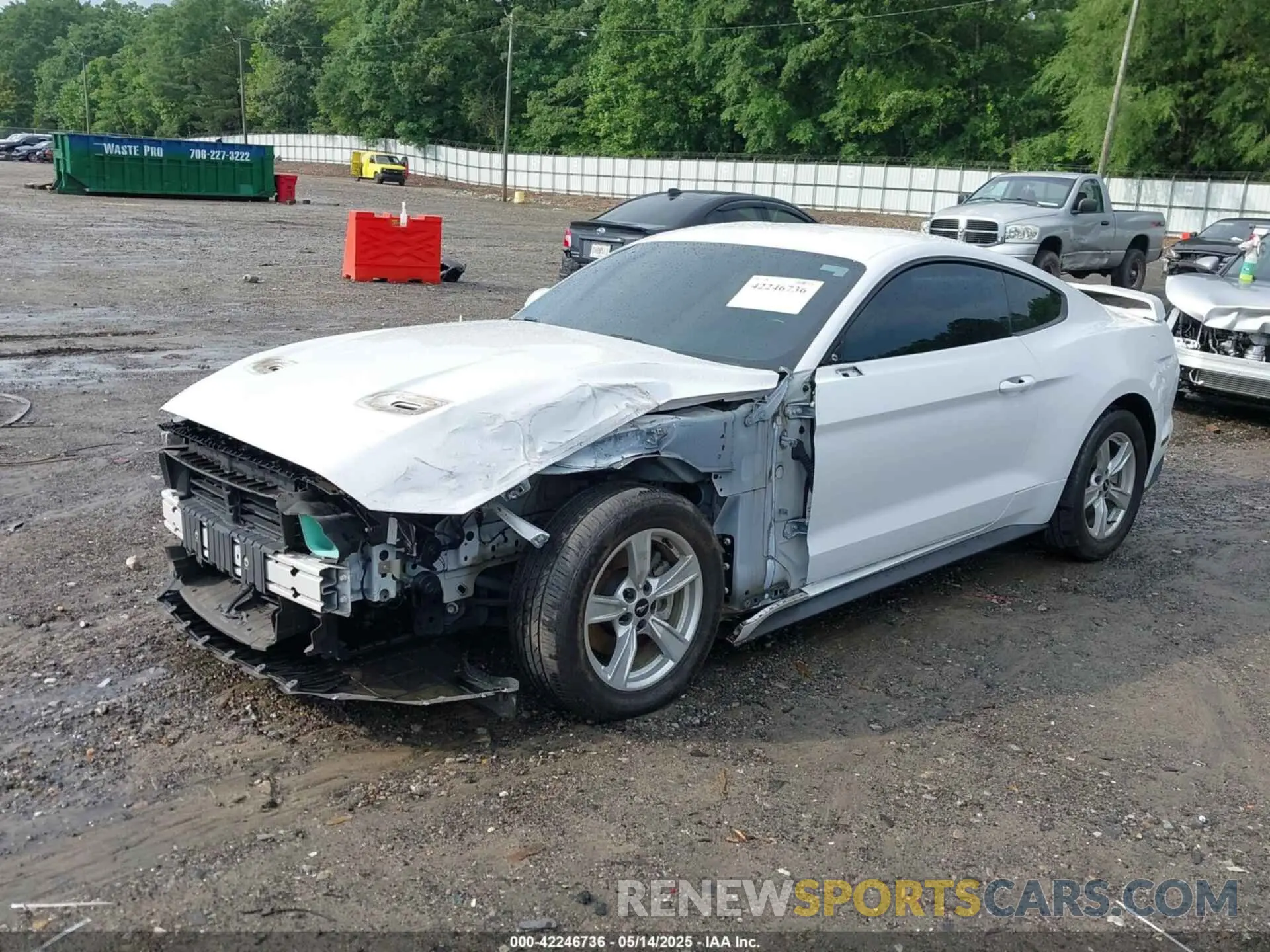 2 fotografías del automóvil dañado 1FA6P8TH9L5132788 FORD MUSTANG 2020