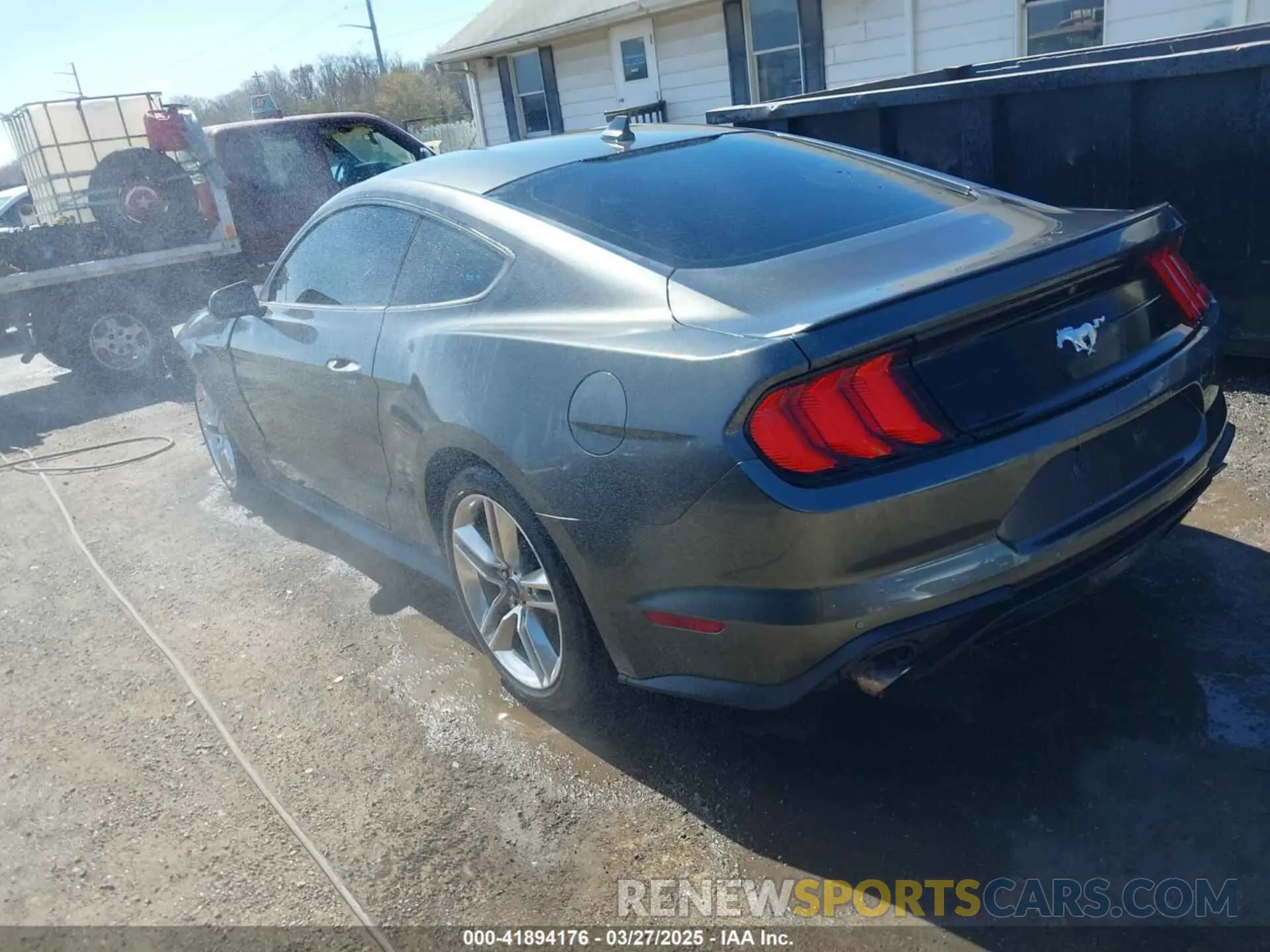3 fotografías del automóvil dañado 1FA6P8TH9L5187290 FORD MUSTANG 2020
