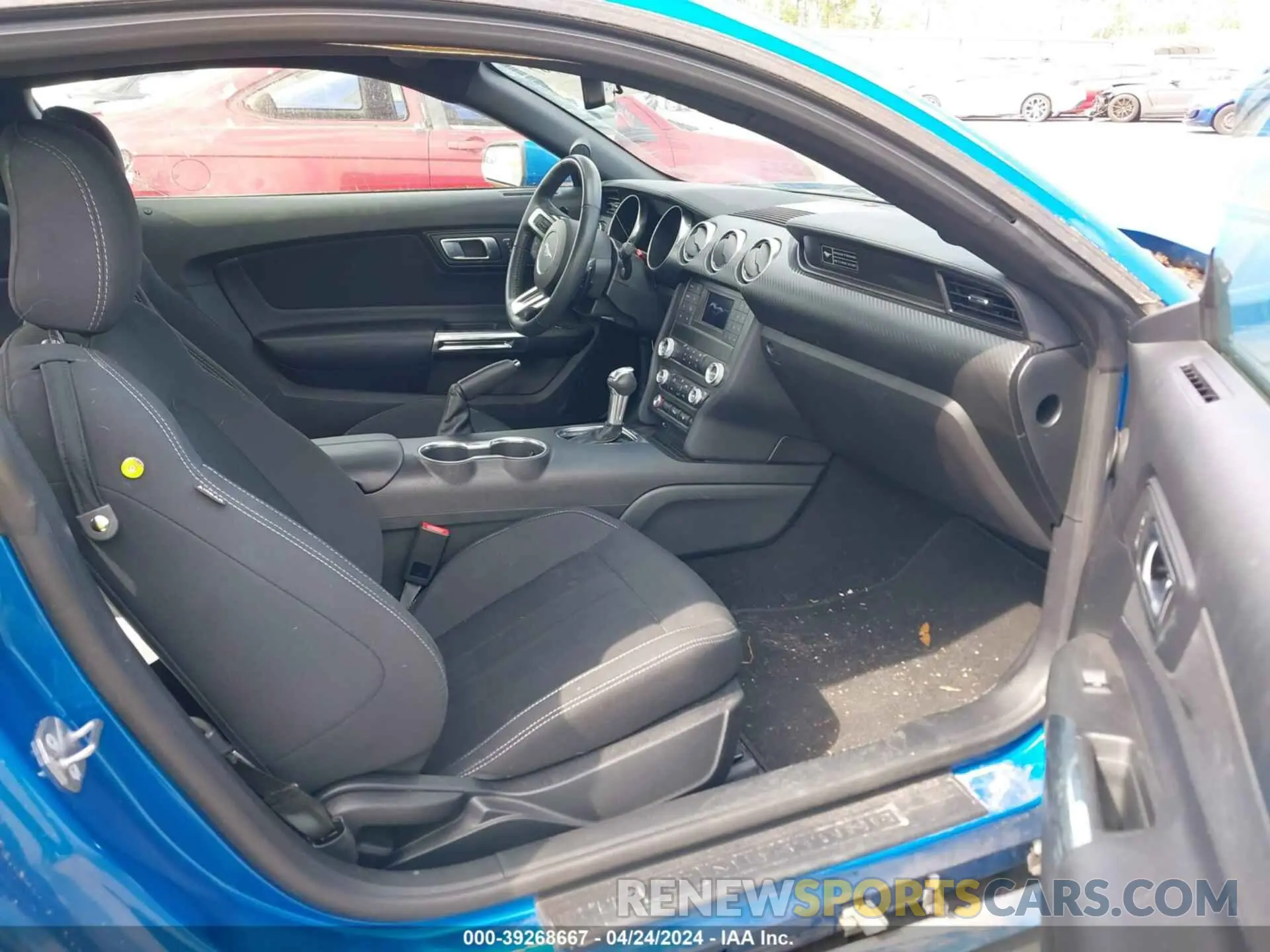 5 fotografías del automóvil dañado 1FA6P8THXL5129382 FORD MUSTANG 2020