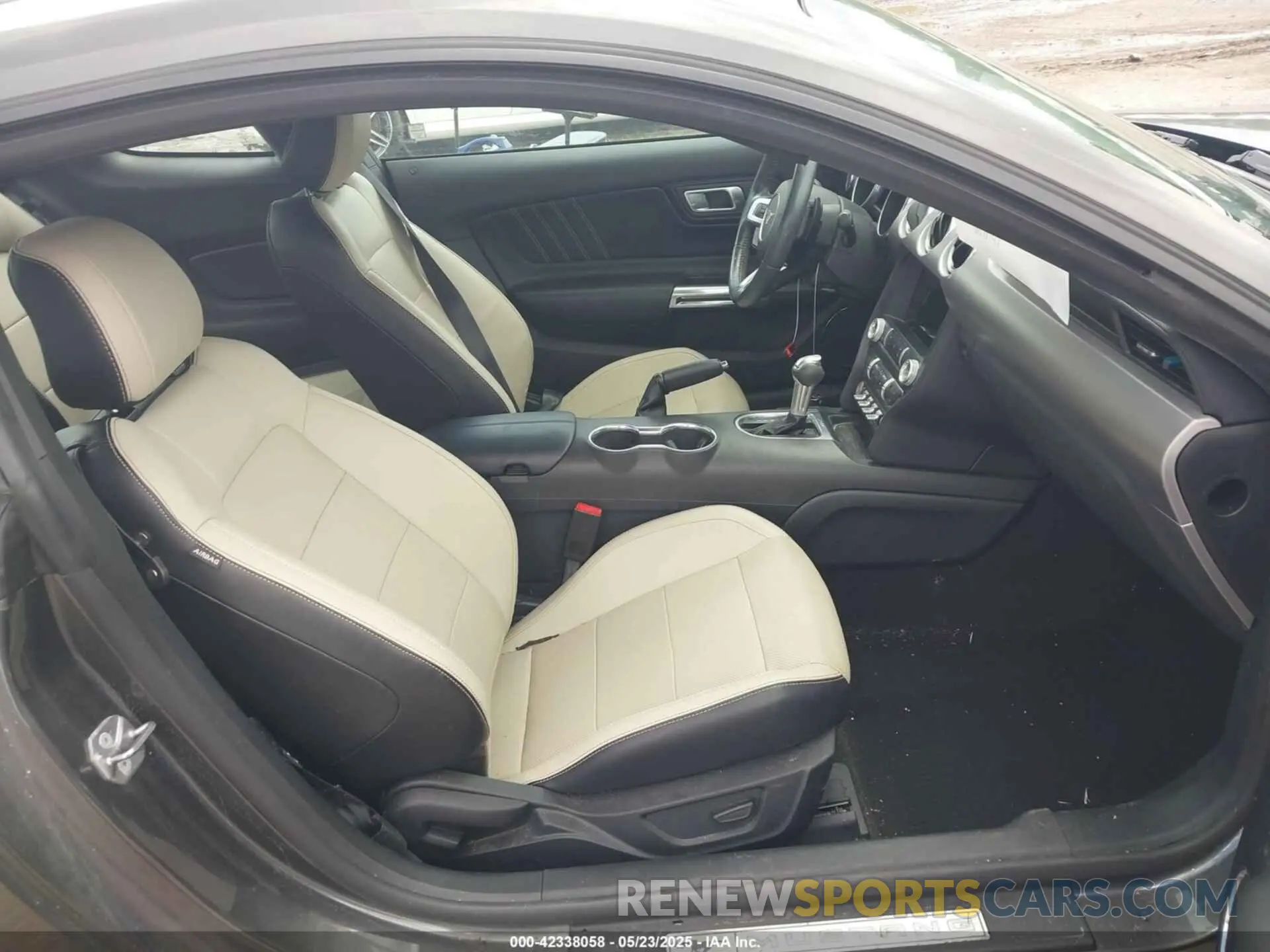 5 fotografías del automóvil dañado 1FA6P8THXL5142584 FORD MUSTANG 2020