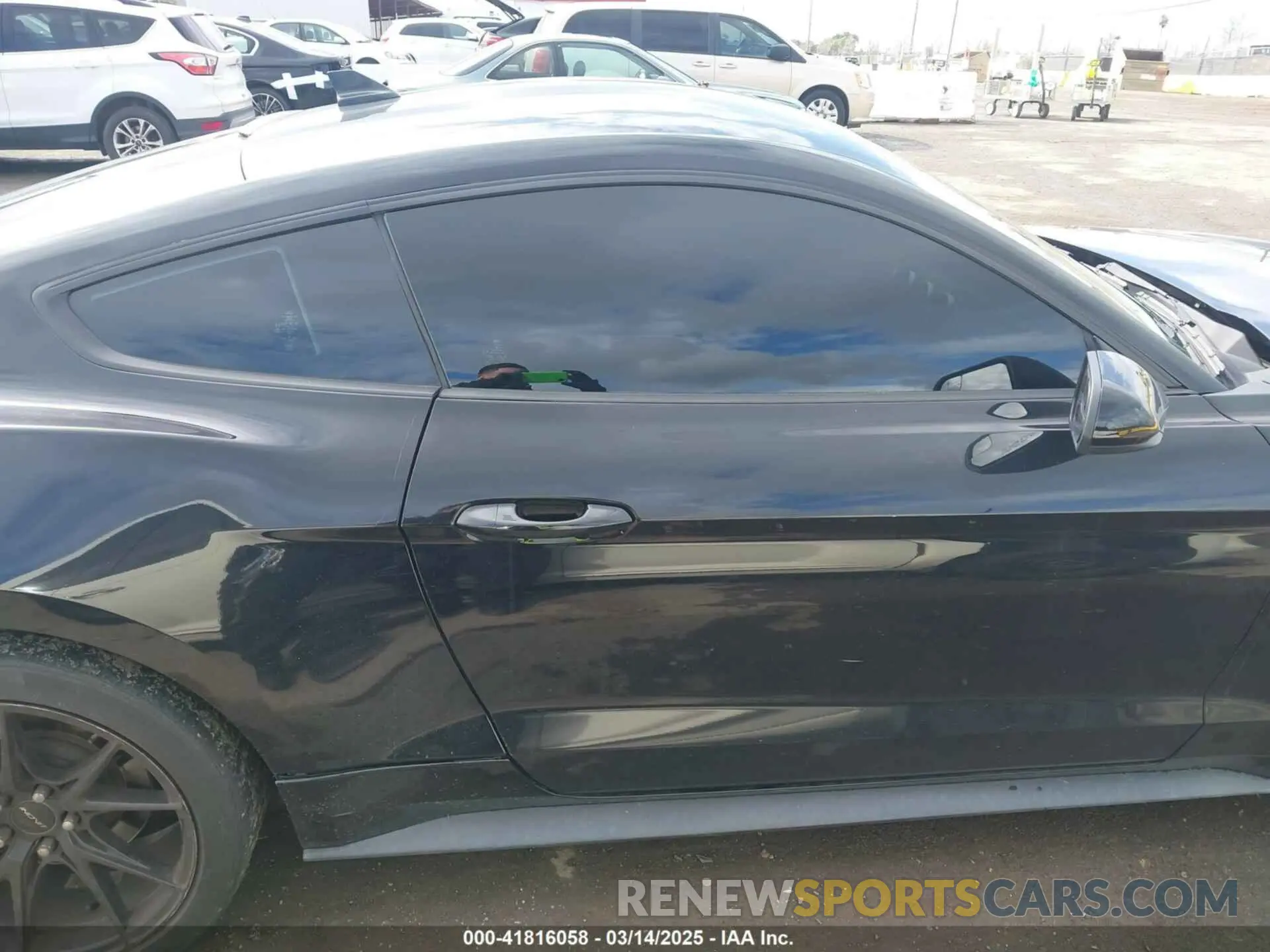 13 fotografías del automóvil dañado 1FA6P8THXL5177271 FORD MUSTANG 2020