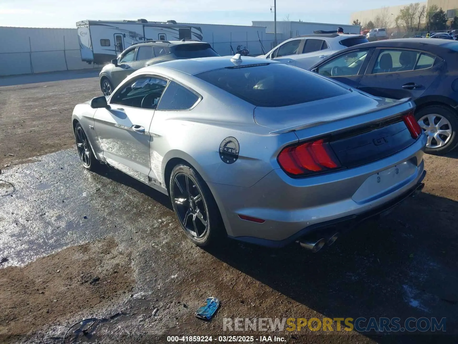 3 fotografías del automóvil dañado 1FACP8CS3L5176235 FORD MUSTANG 2020