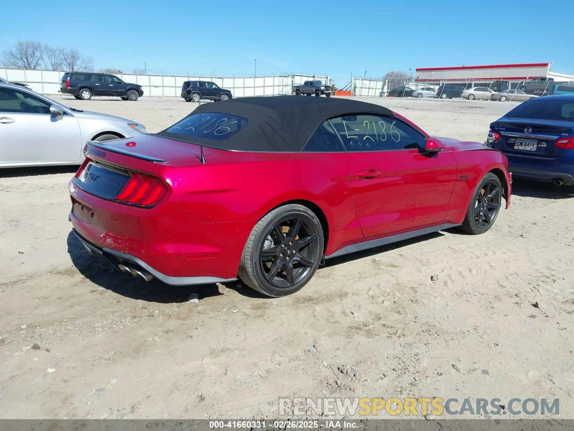 4 fotografías del automóvil dañado 1FATP8FF0L5127492 FORD MUSTANG 2020