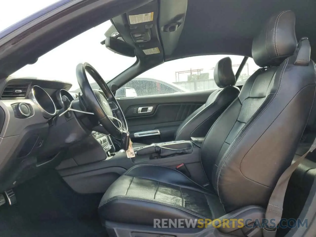 7 fotografías del automóvil dañado 1FATP8FF1L5111835 FORD MUSTANG 2020
