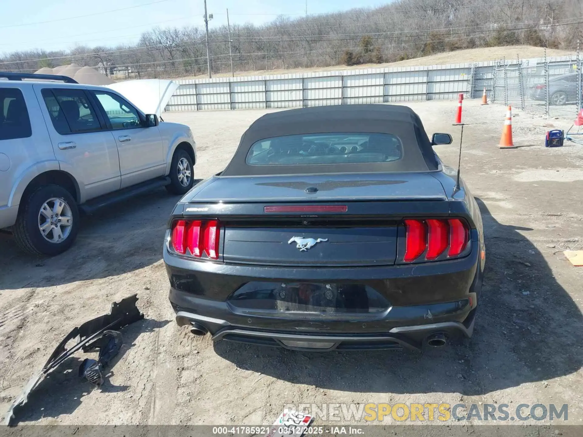 17 fotografías del automóvil dañado 1FATP8UH2L5134691 FORD MUSTANG 2020