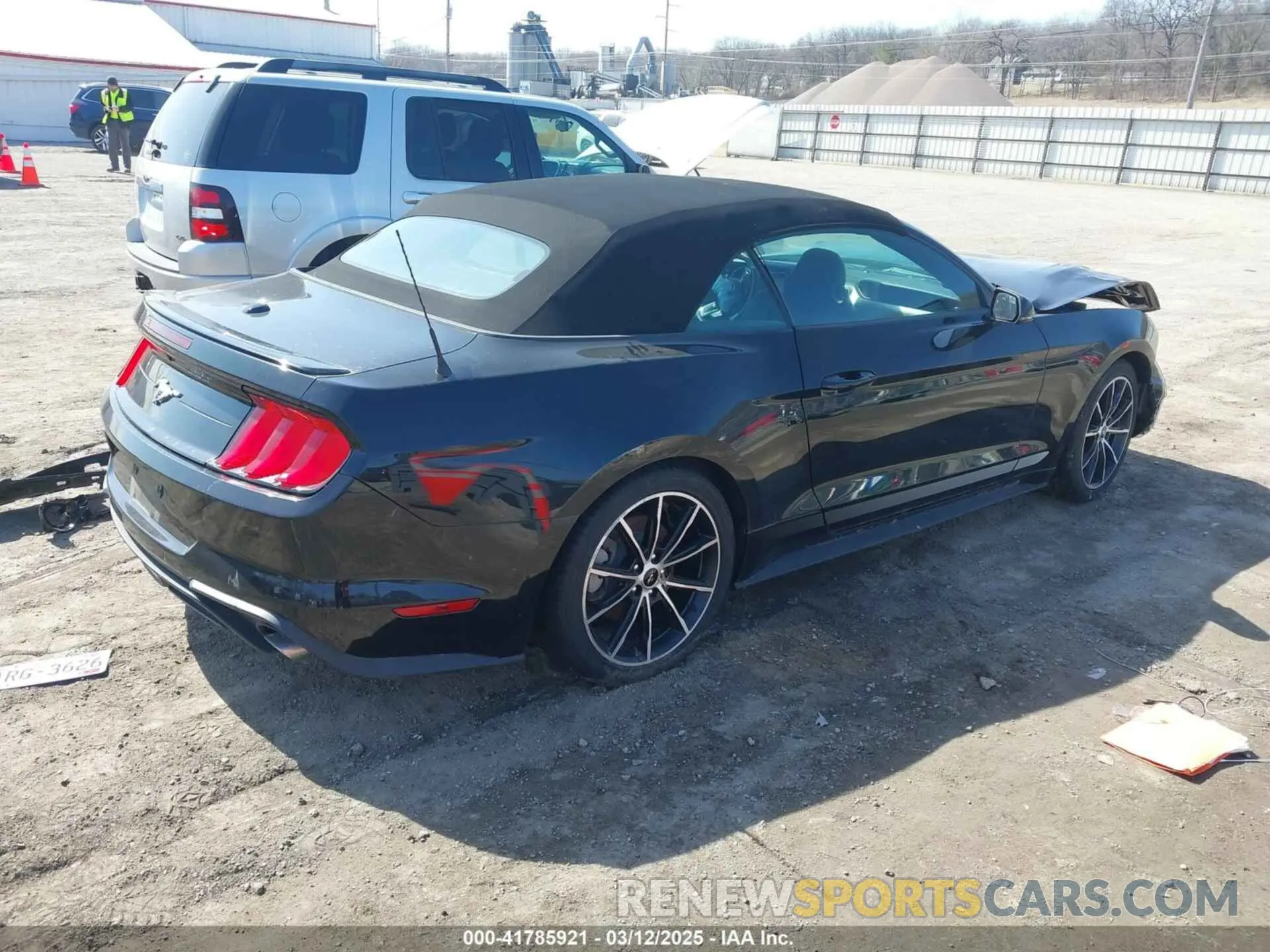 4 fotografías del automóvil dañado 1FATP8UH2L5134691 FORD MUSTANG 2020