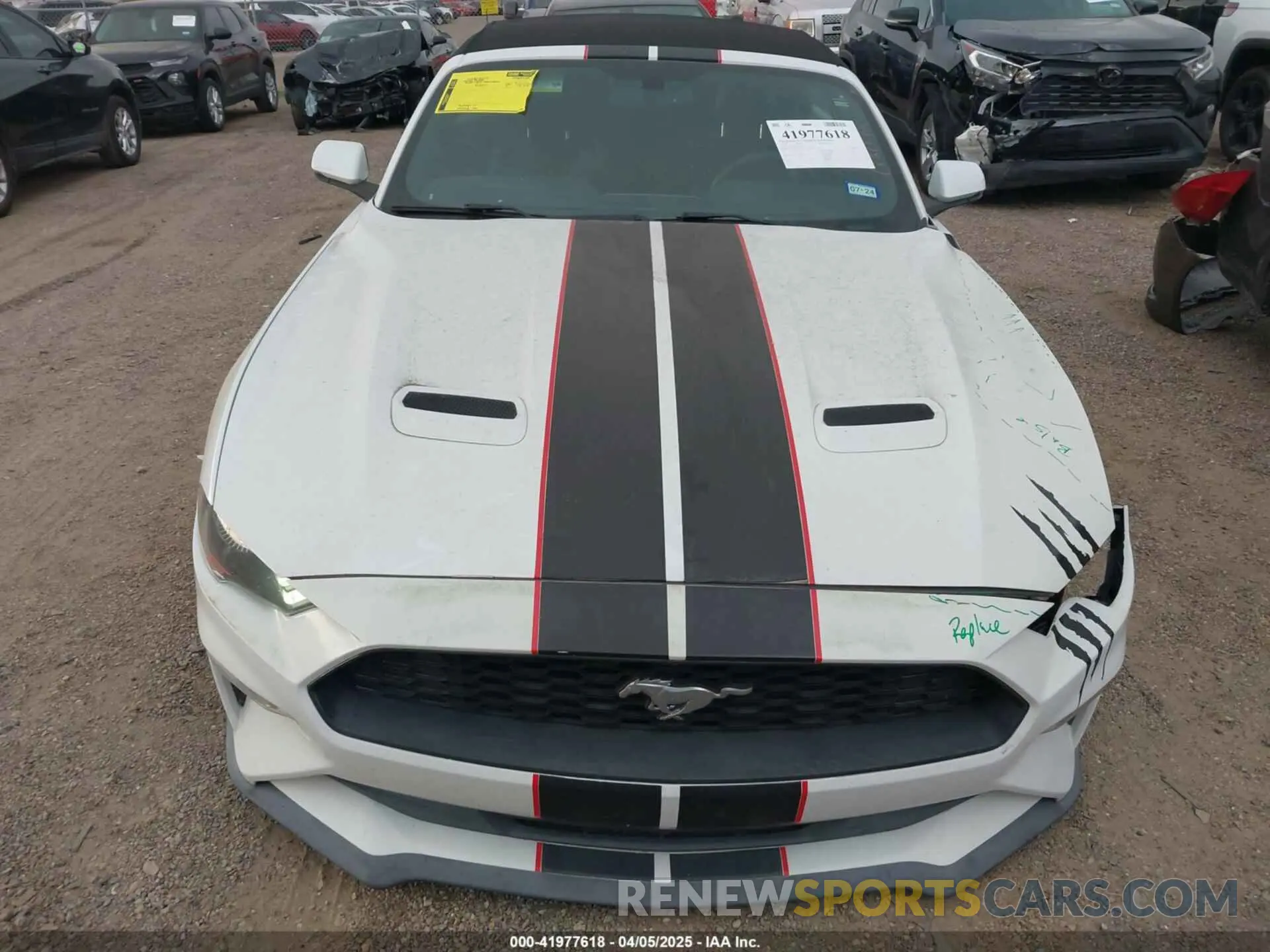 13 fotografías del automóvil dañado 1FATP8UH4L5120002 FORD MUSTANG 2020