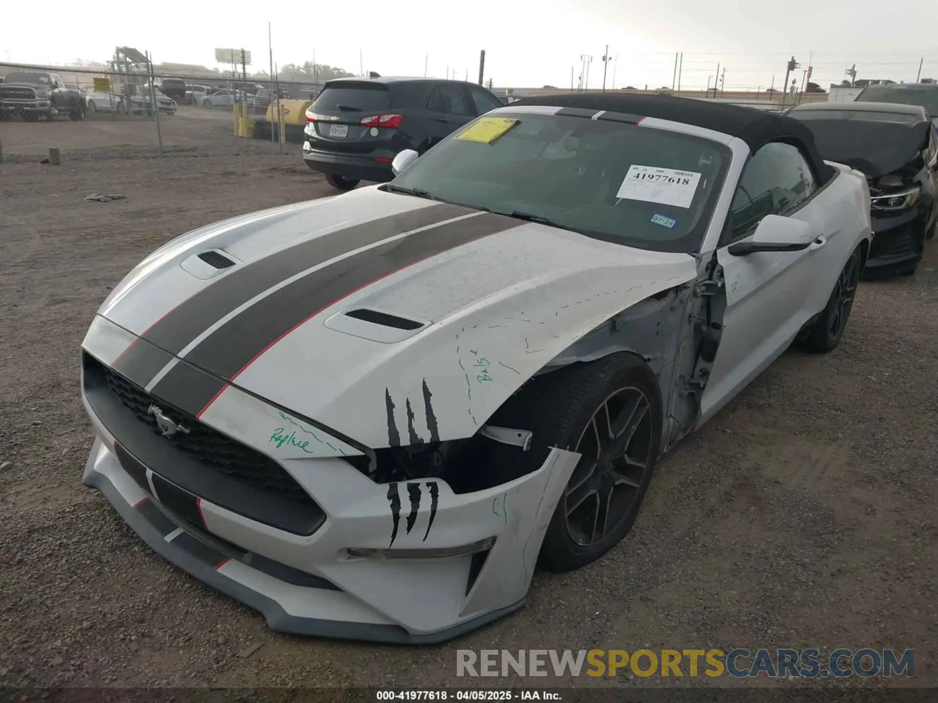 6 fotografías del automóvil dañado 1FATP8UH4L5120002 FORD MUSTANG 2020