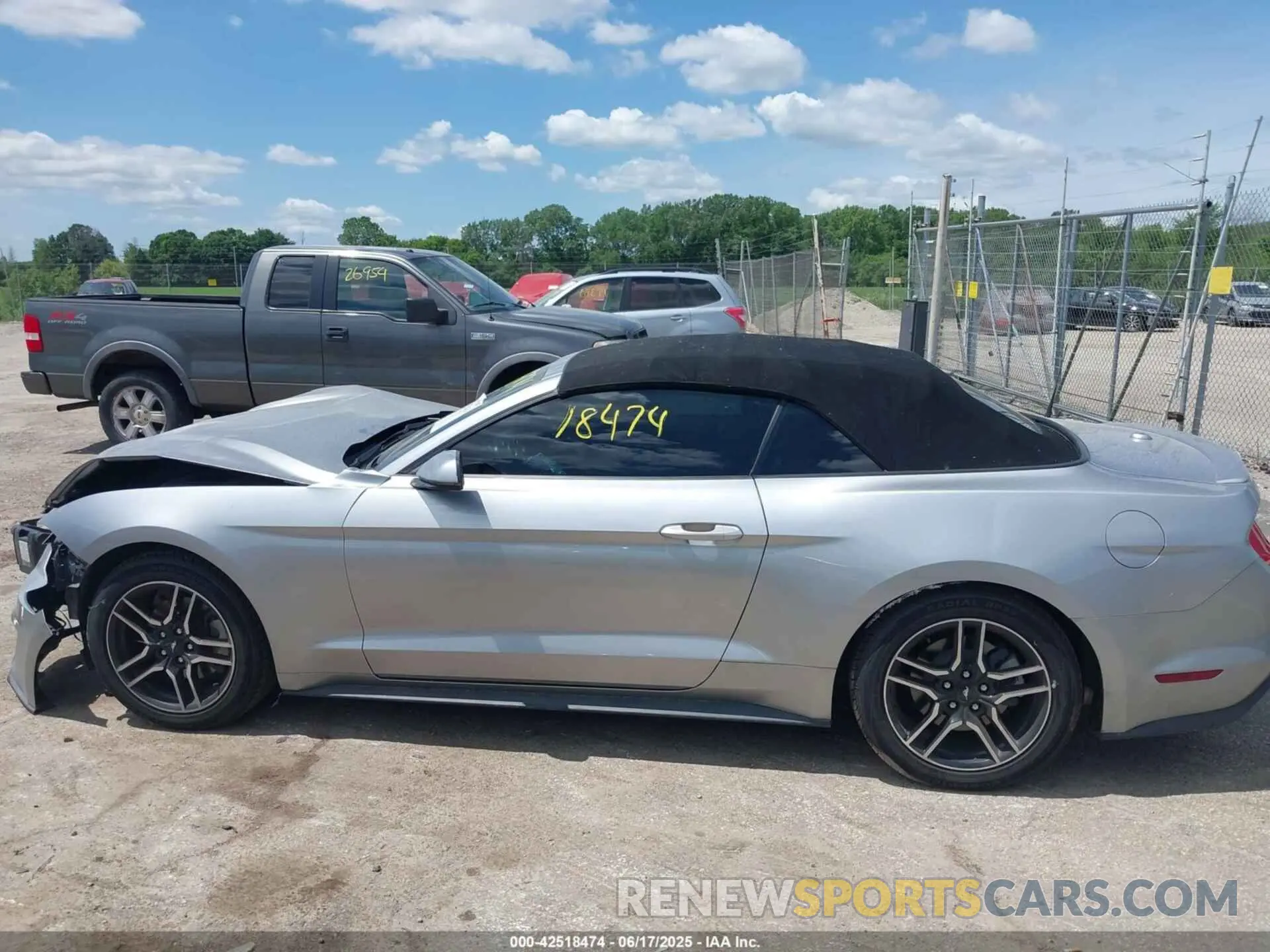 14 fotografías del automóvil dañado 1FATP8UH6L5106537 FORD MUSTANG 2020