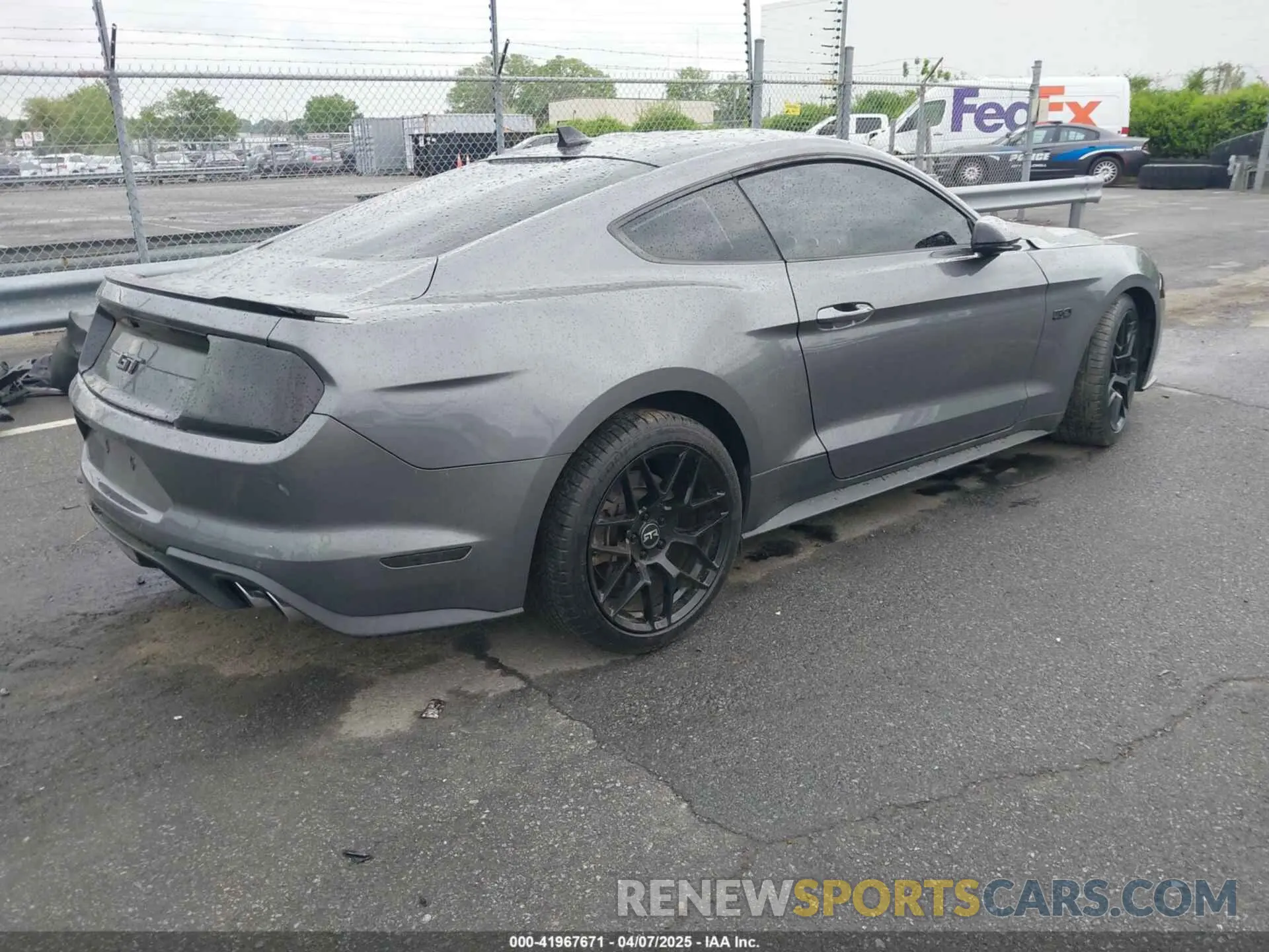 4 fotografías del automóvil dañado 1FA6P8CF0M5105060 FORD MUSTANG 2021