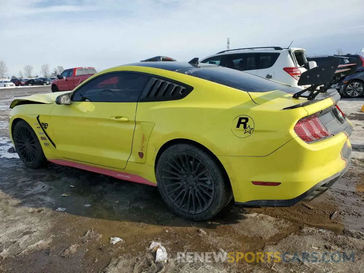 2 fotografías del automóvil dañado 1FA6P8CF1M5110848 FORD MUSTANG 2021