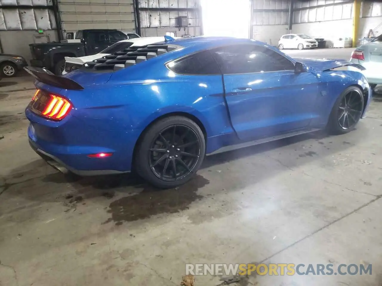 3 fotografías del automóvil dañado 1FA6P8CF1M5125835 FORD MUSTANG 2021