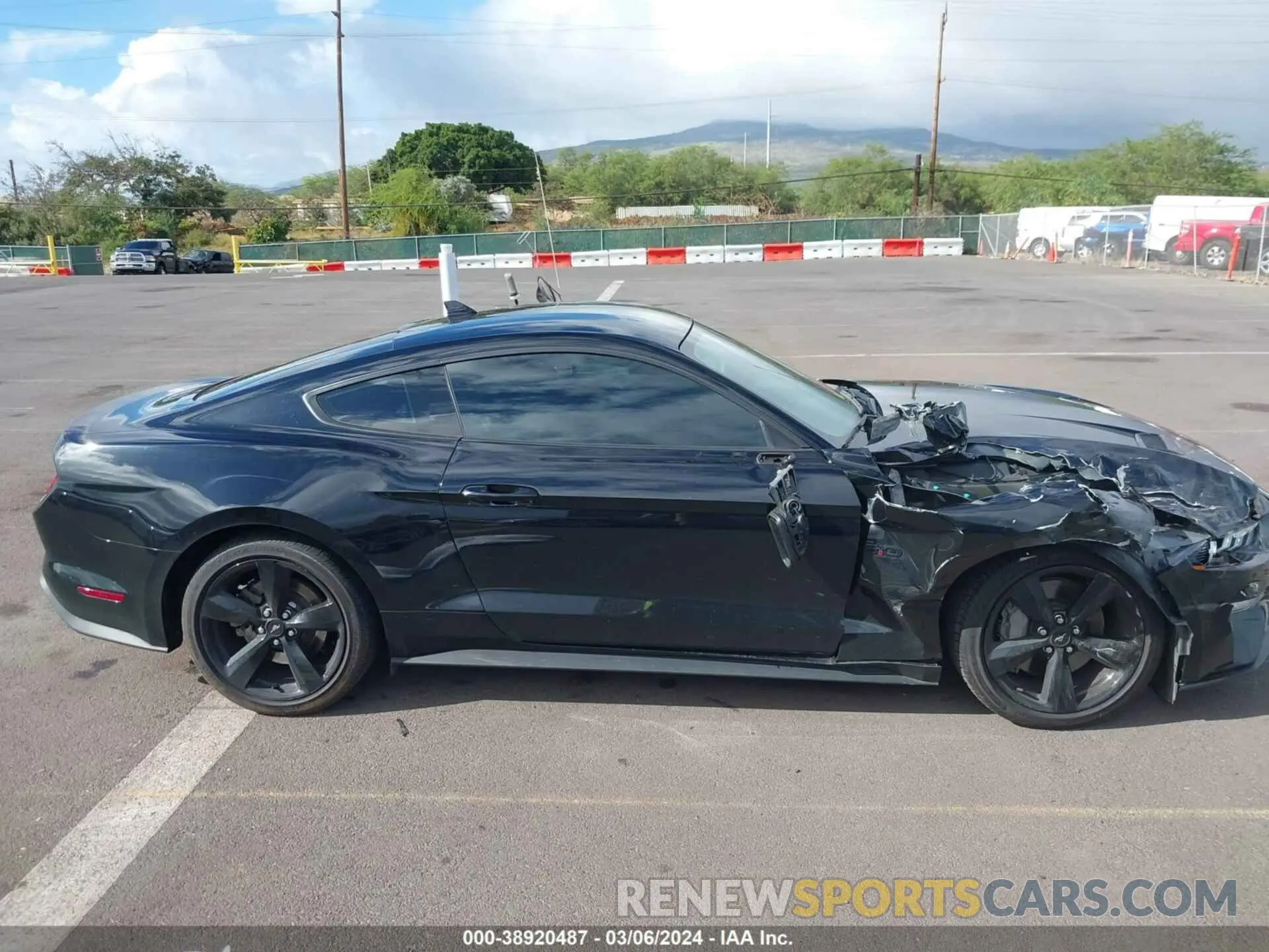 13 fotografías del automóvil dañado 1FA6P8CF1M5147740 FORD MUSTANG 2021