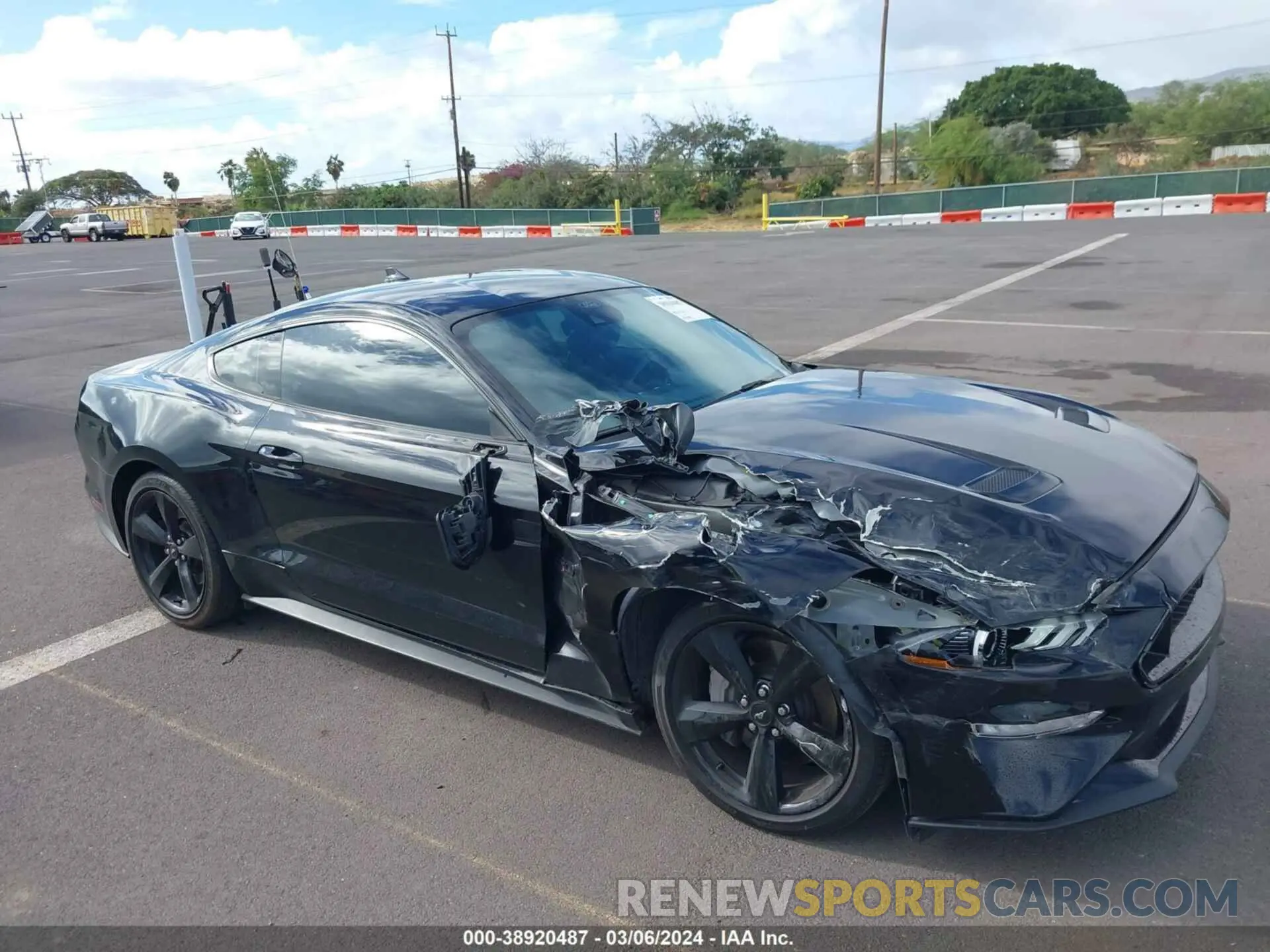 17 fotografías del automóvil dañado 1FA6P8CF1M5147740 FORD MUSTANG 2021