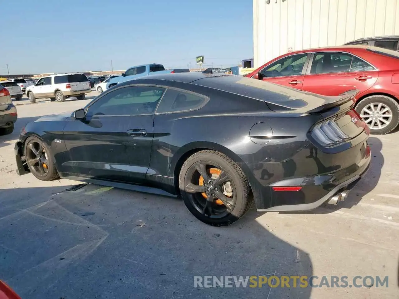 2 fotografías del automóvil dañado 1FA6P8CFXM5132329 FORD MUSTANG 2021