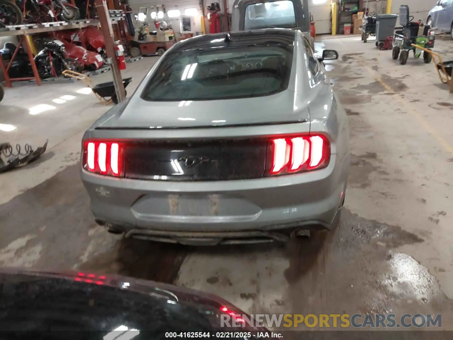 17 fotografías del automóvil dañado 1FA6P8TH1M5127800 FORD MUSTANG 2021