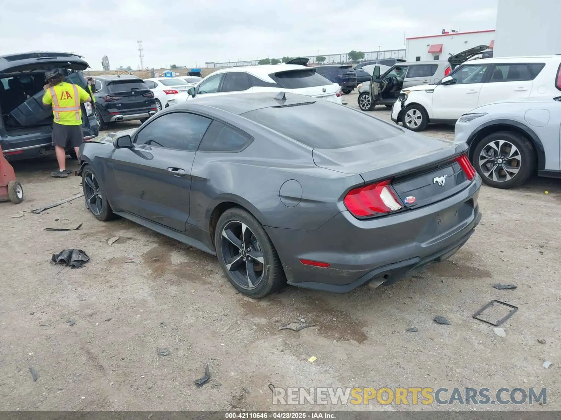 3 fotografías del automóvil dañado 1FA6P8TH1M5152941 FORD MUSTANG 2021