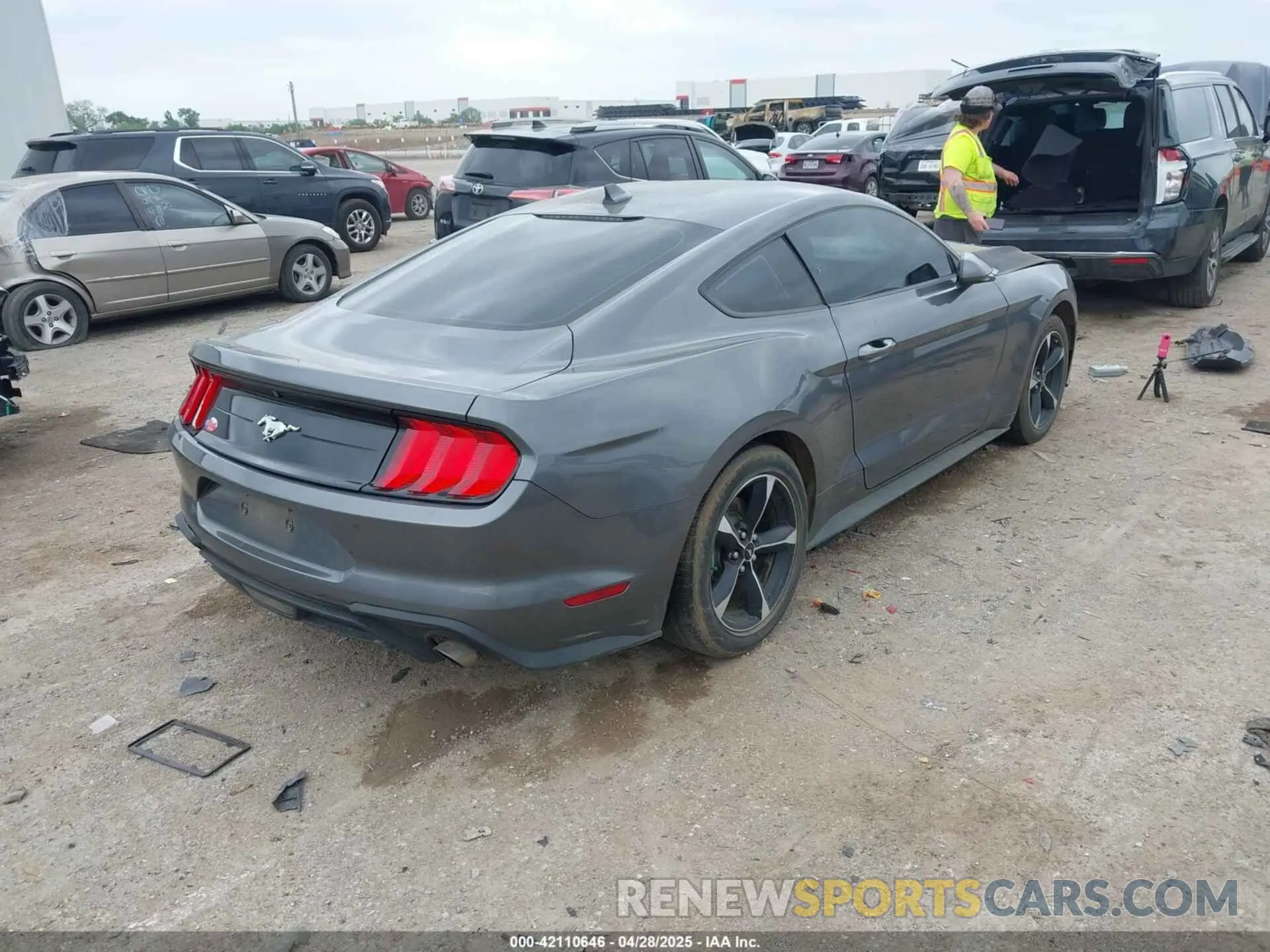 4 fotografías del automóvil dañado 1FA6P8TH1M5152941 FORD MUSTANG 2021