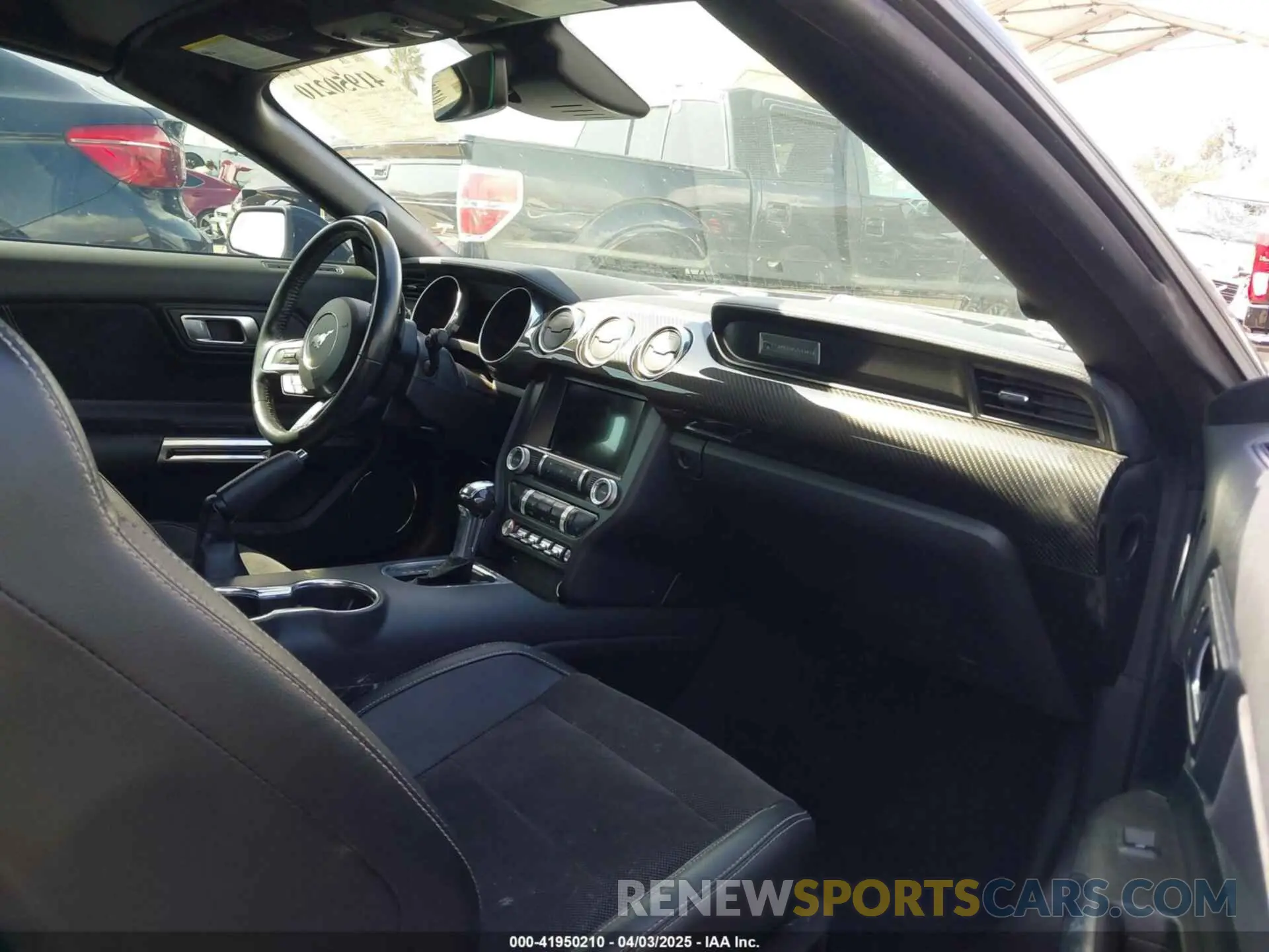 5 fotografías del automóvil dañado 1FATP8FF2M5152511 FORD MUSTANG 2021