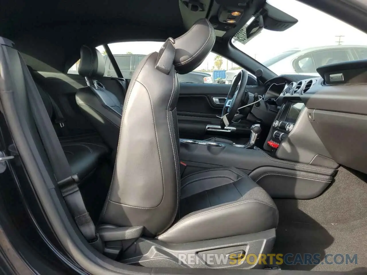10 fotografías del automóvil dañado 1FATP8FF6M5141723 FORD MUSTANG 2021