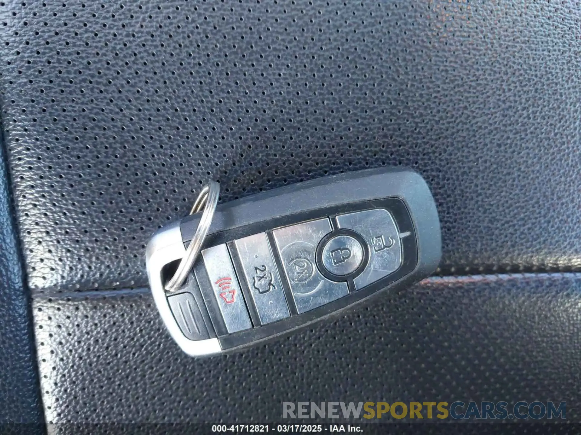11 fotografías del automóvil dañado 1FATP8UH3M5105279 FORD MUSTANG 2021
