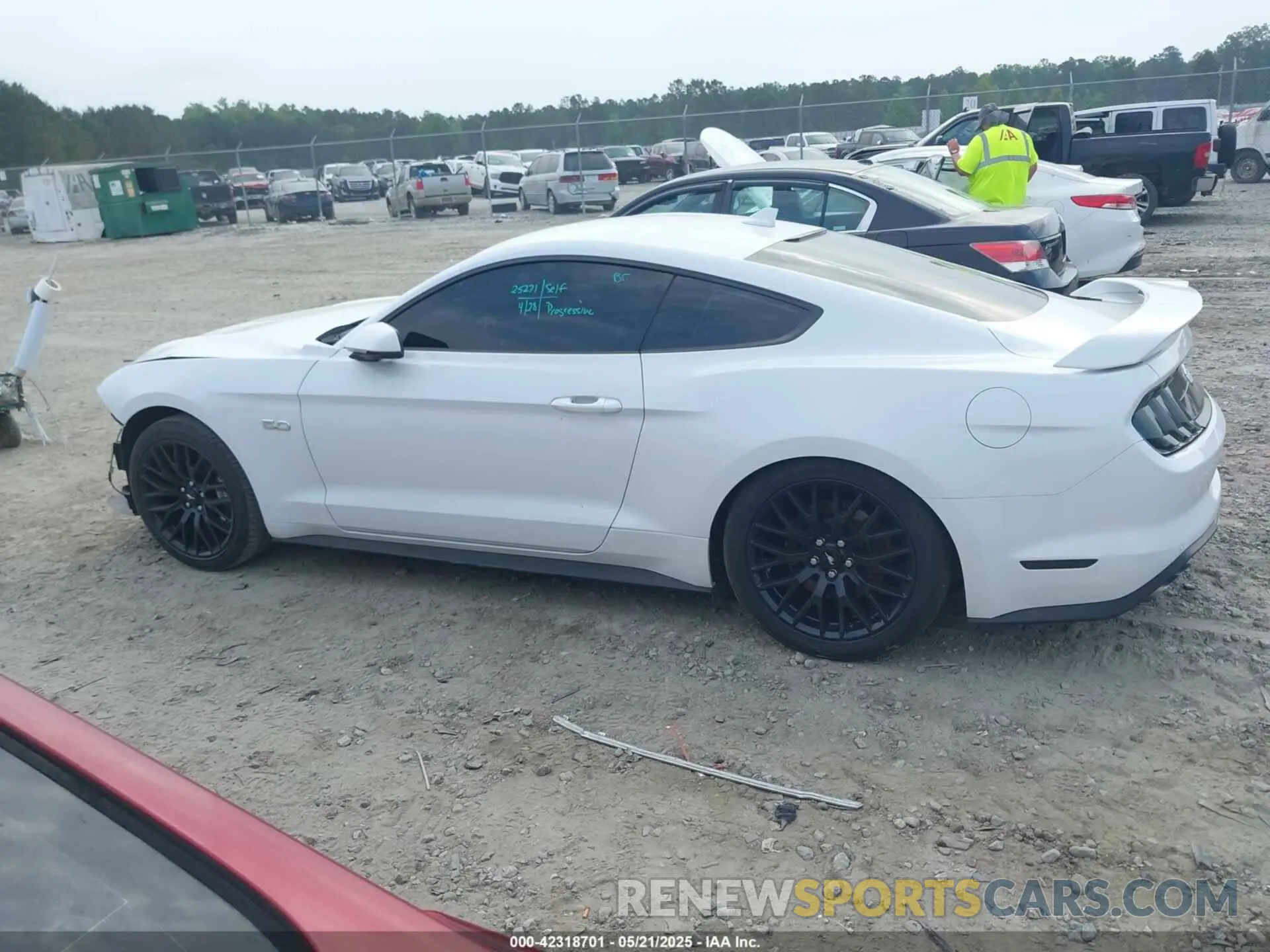 14 fotografías del automóvil dañado 1FA6P8CF1N5120958 FORD MUSTANG 2022