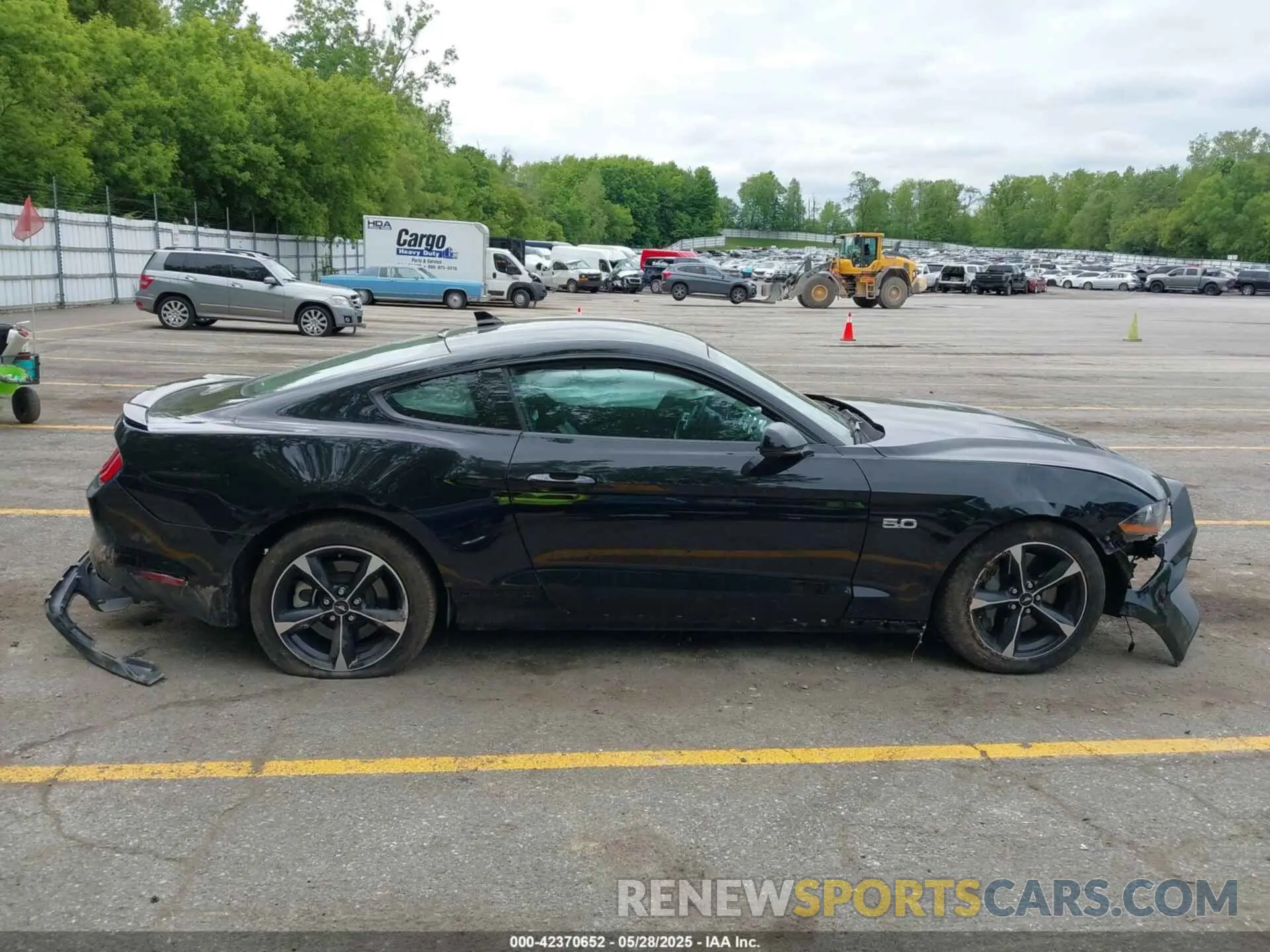 13 fotografías del automóvil dañado 1FA6P8CF5N5145653 FORD MUSTANG 2022