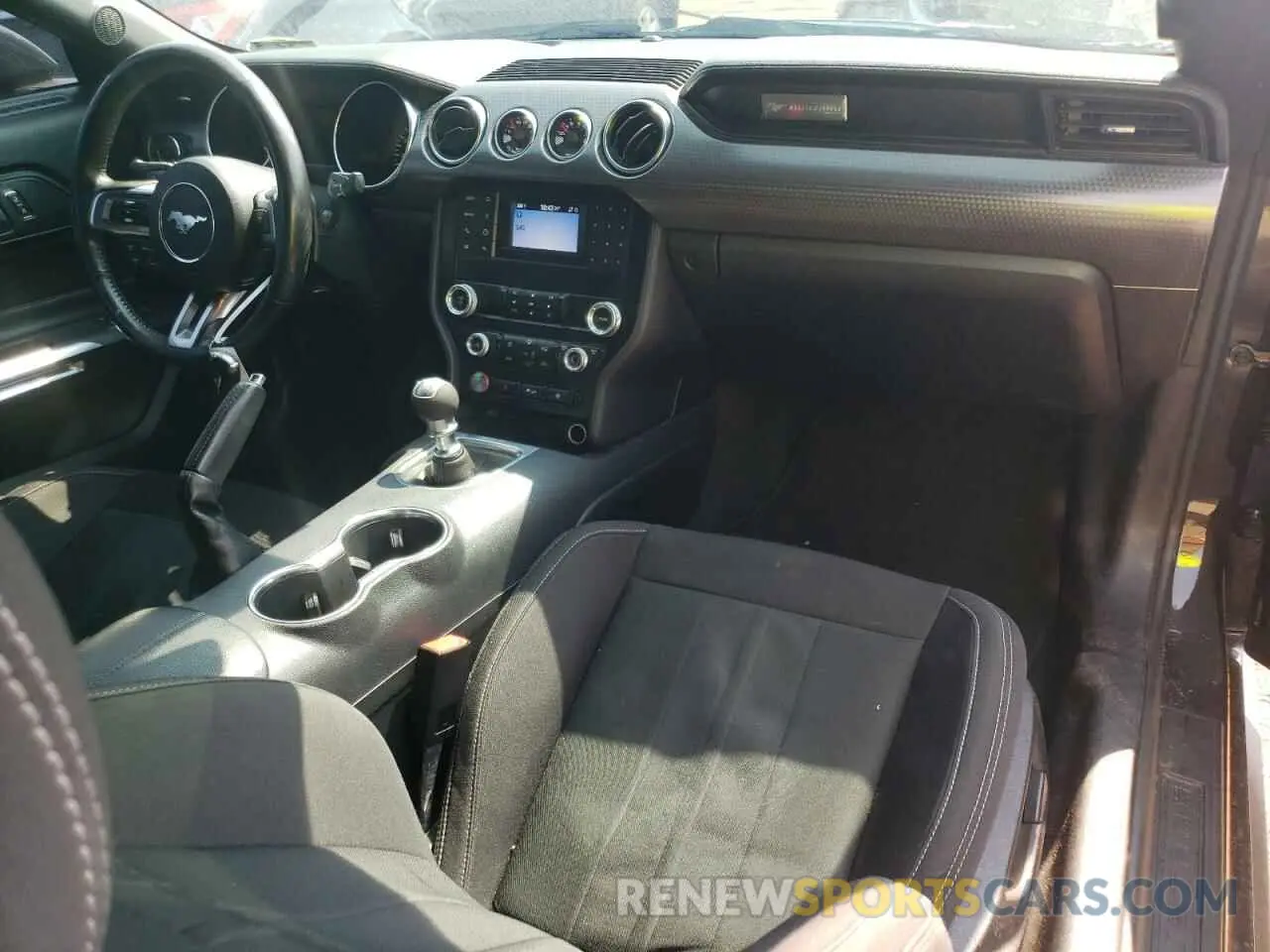 8 fotografías del automóvil dañado 1FA6P8CF6N5111611 FORD MUSTANG 2022