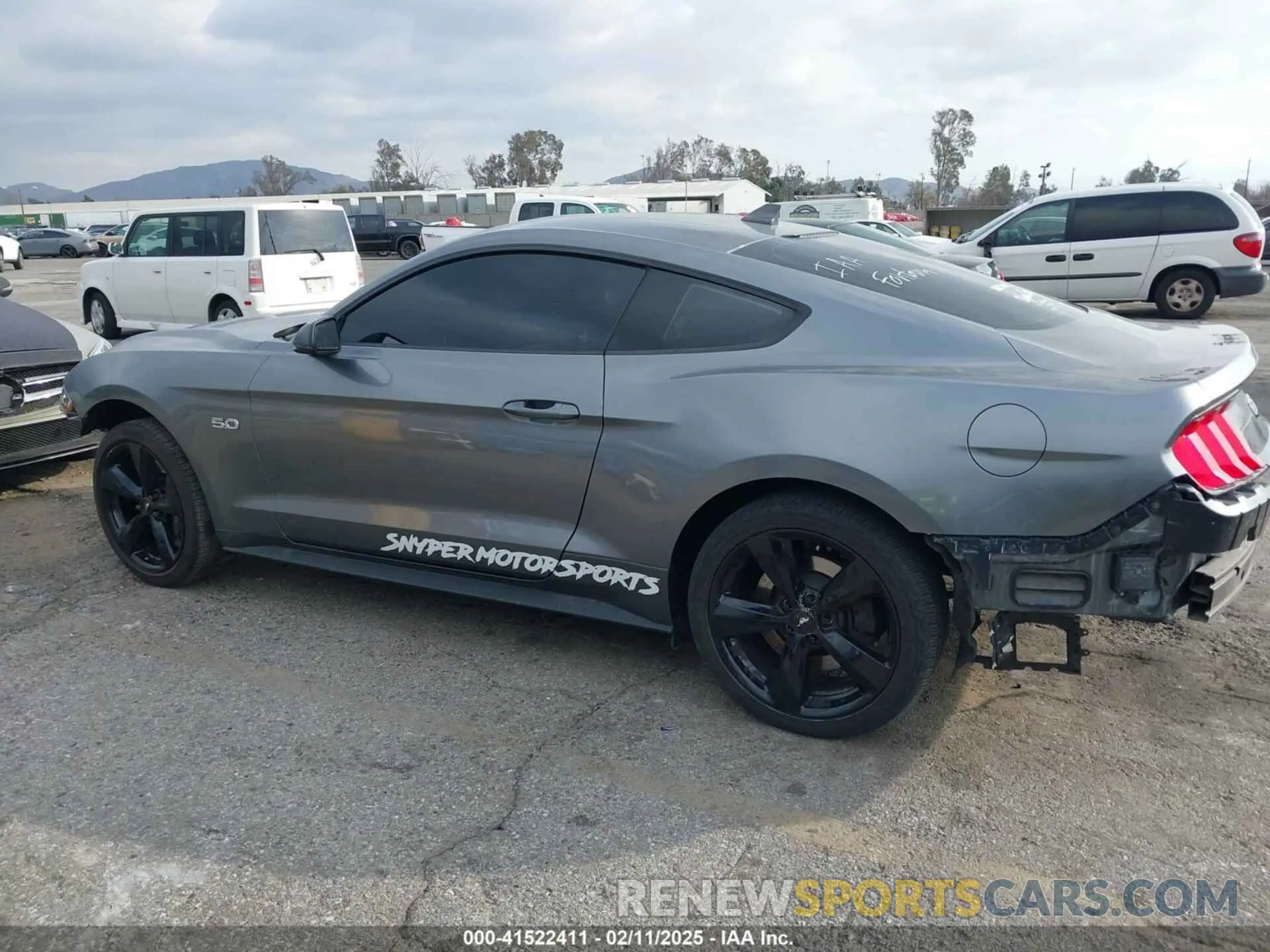 13 fotografías del automóvil dañado 1FA6P8CF6N5122947 FORD MUSTANG 2022