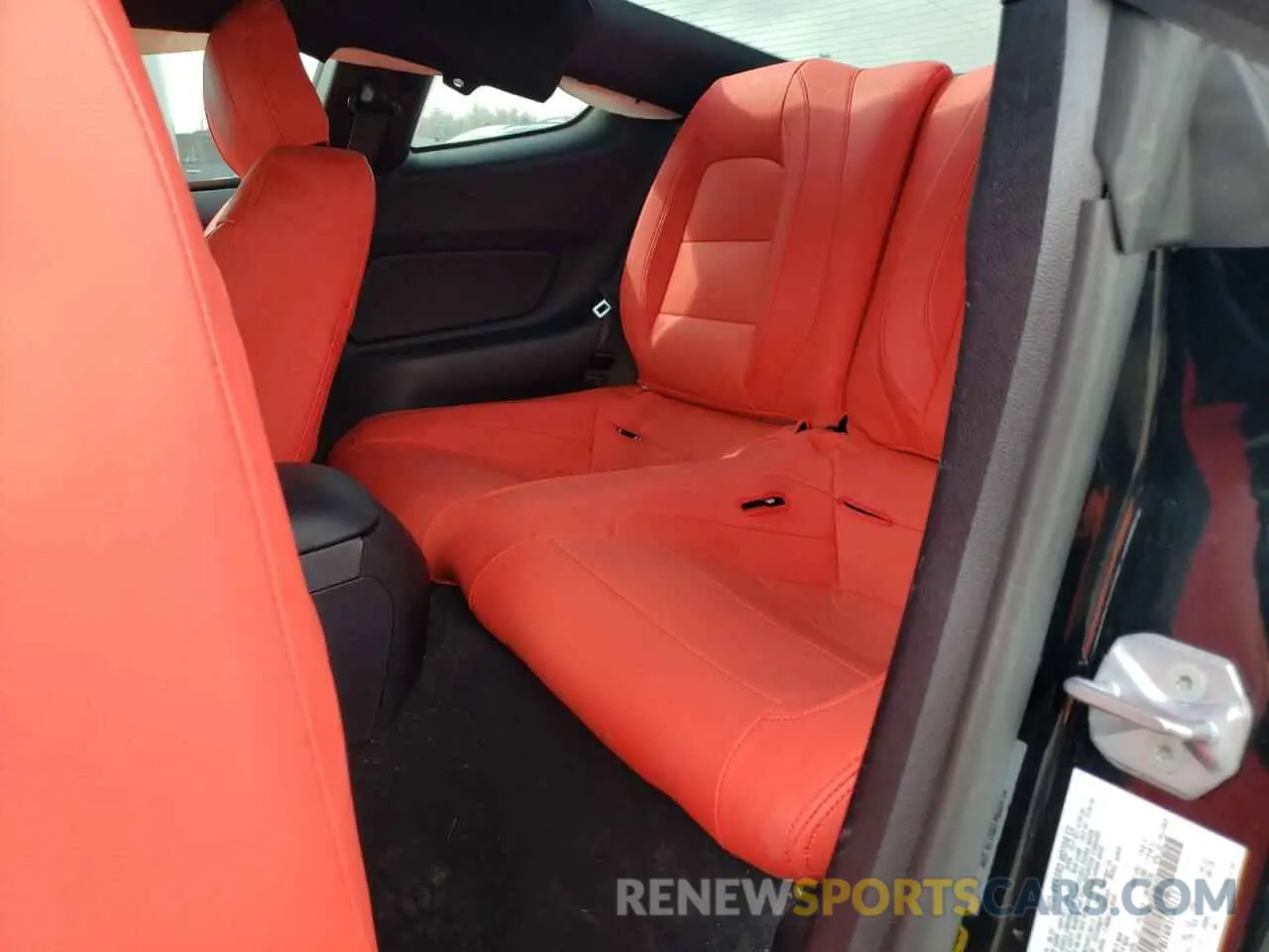 10 fotografías del automóvil dañado 1FA6P8CF6N5130112 FORD MUSTANG 2022