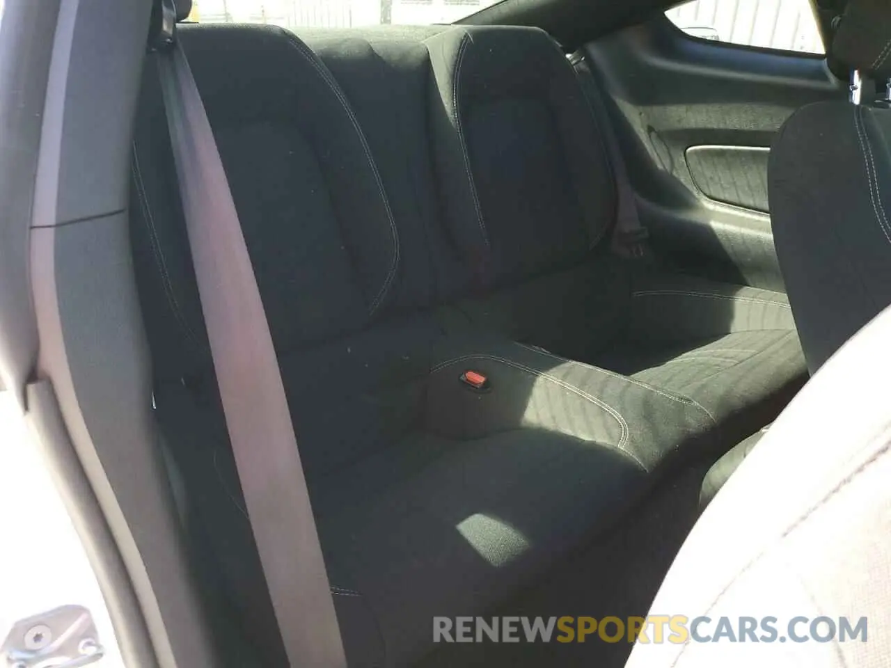 10 fotografías del automóvil dañado 1FA6P8CF8N5141337 FORD MUSTANG 2022