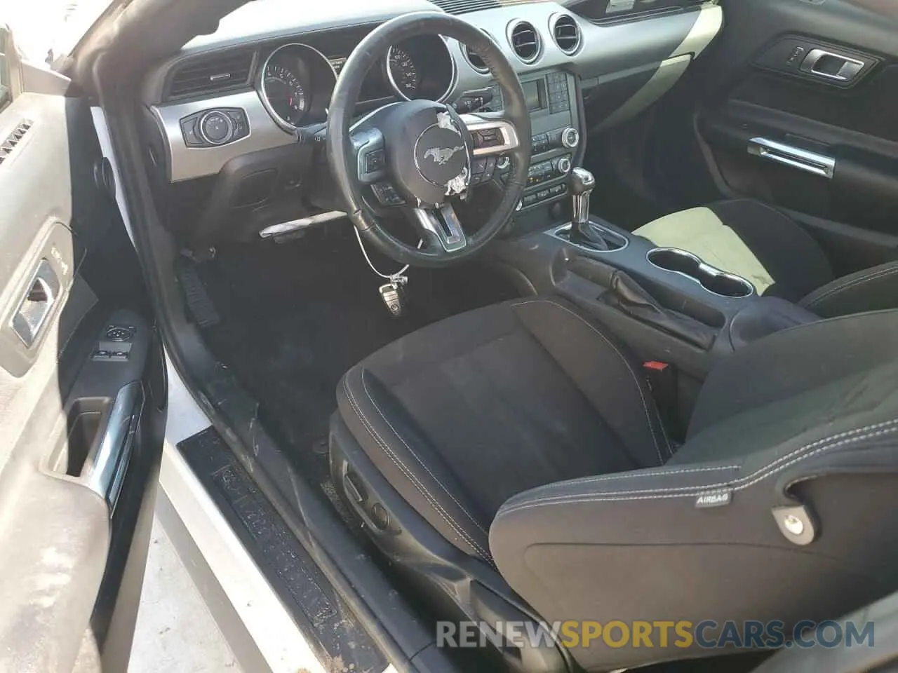 8 fotografías del automóvil dañado 1FA6P8CF8N5141337 FORD MUSTANG 2022