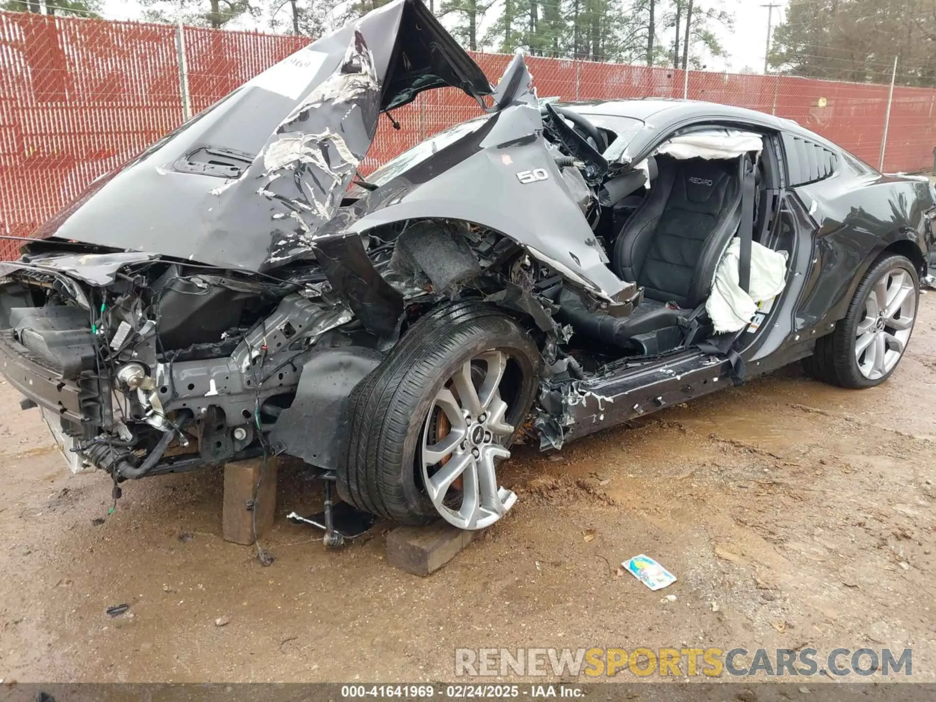 2 fotografías del automóvil dañado 1FA6P8CF9N5130220 FORD MUSTANG 2022