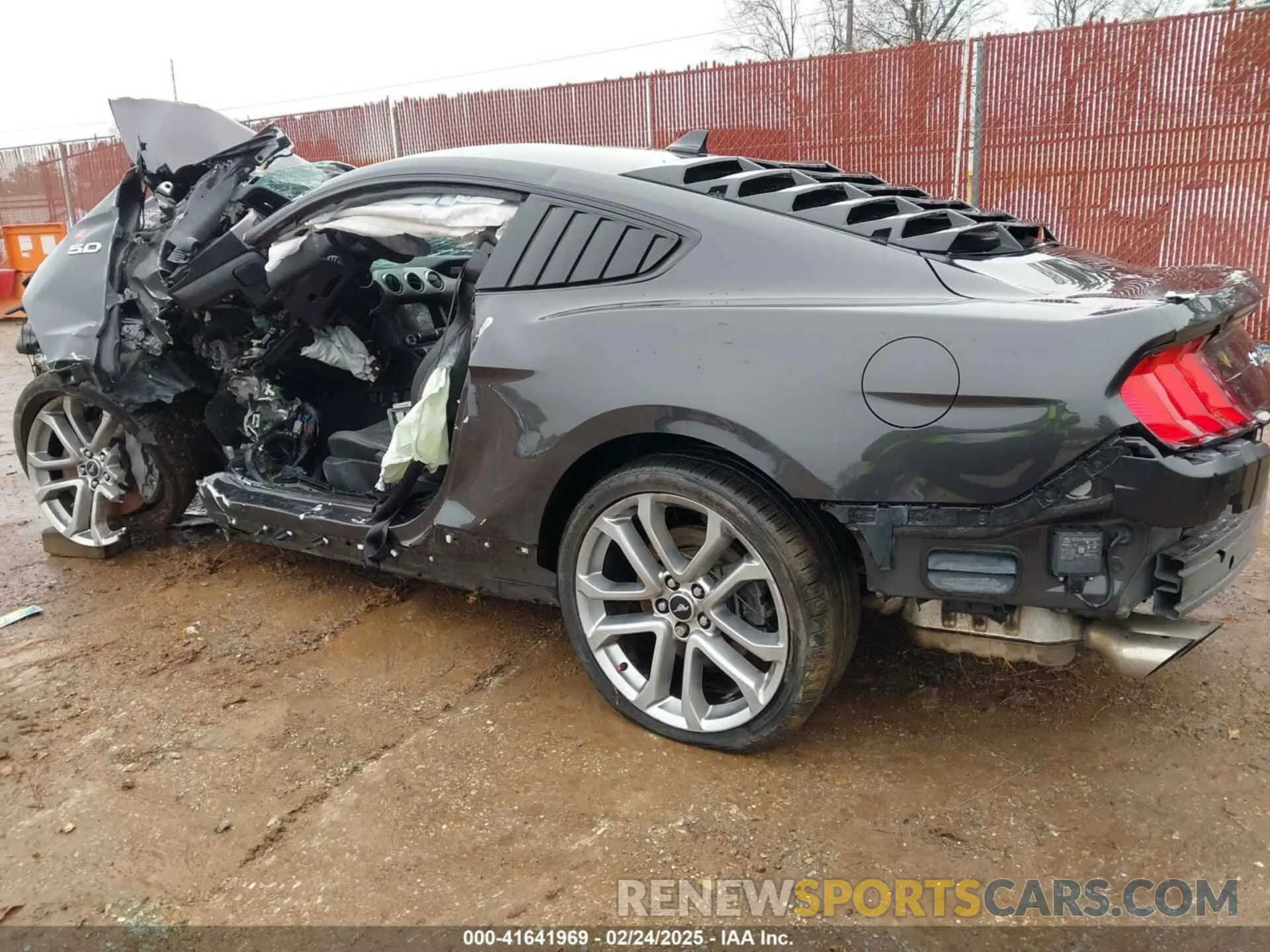 3 fotografías del automóvil dañado 1FA6P8CF9N5130220 FORD MUSTANG 2022