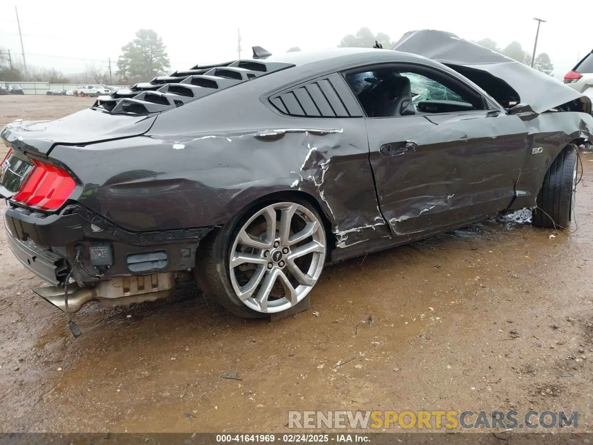 4 fotografías del automóvil dañado 1FA6P8CF9N5130220 FORD MUSTANG 2022