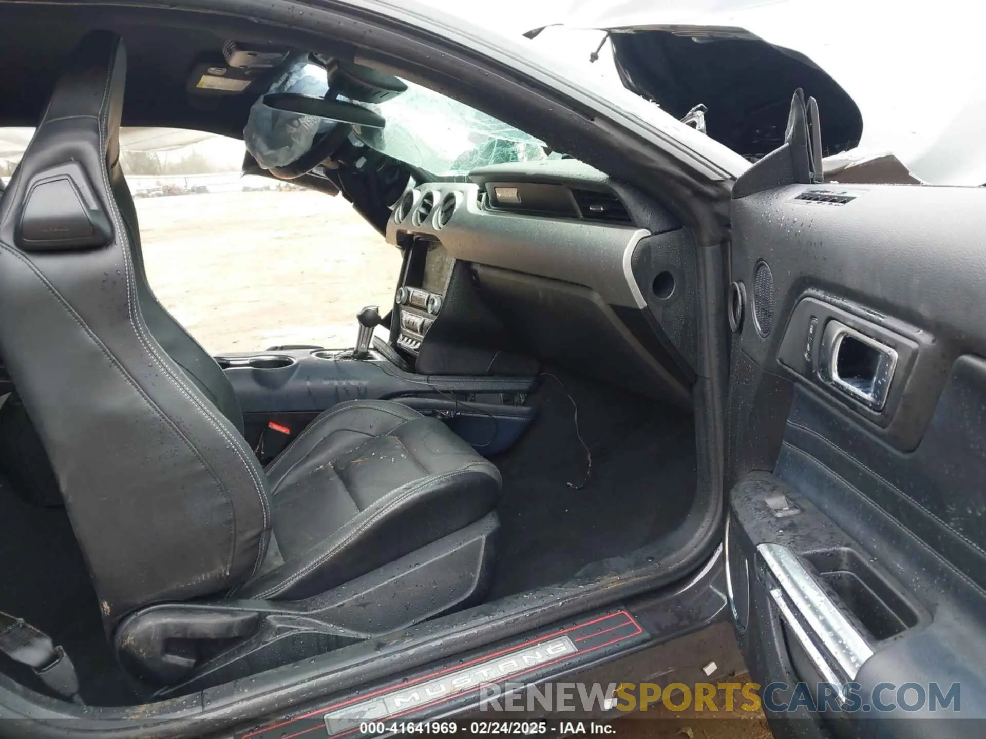 5 fotografías del automóvil dañado 1FA6P8CF9N5130220 FORD MUSTANG 2022