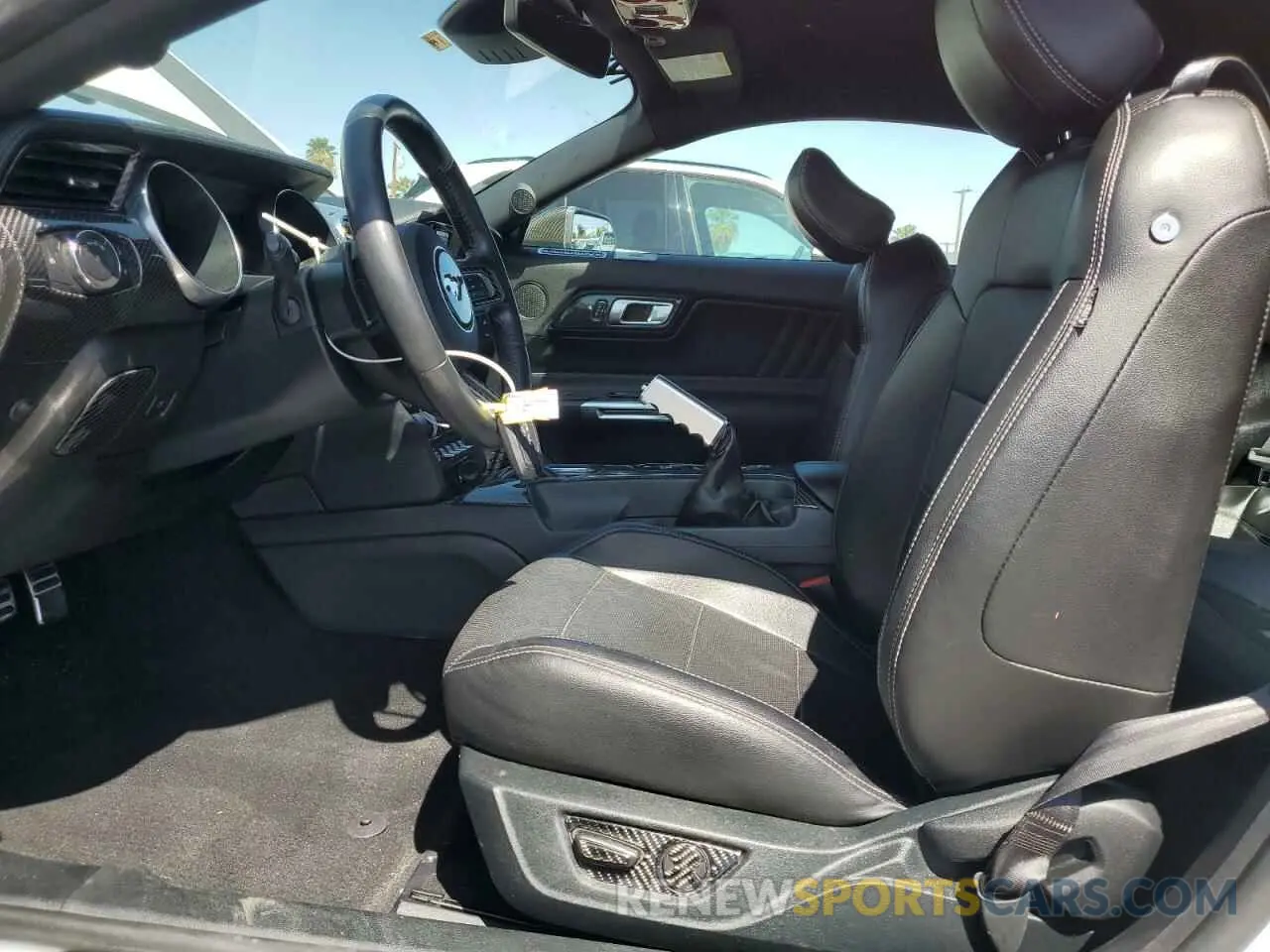7 fotografías del automóvil dañado 1FA6P8CF9N5136633 FORD MUSTANG 2022