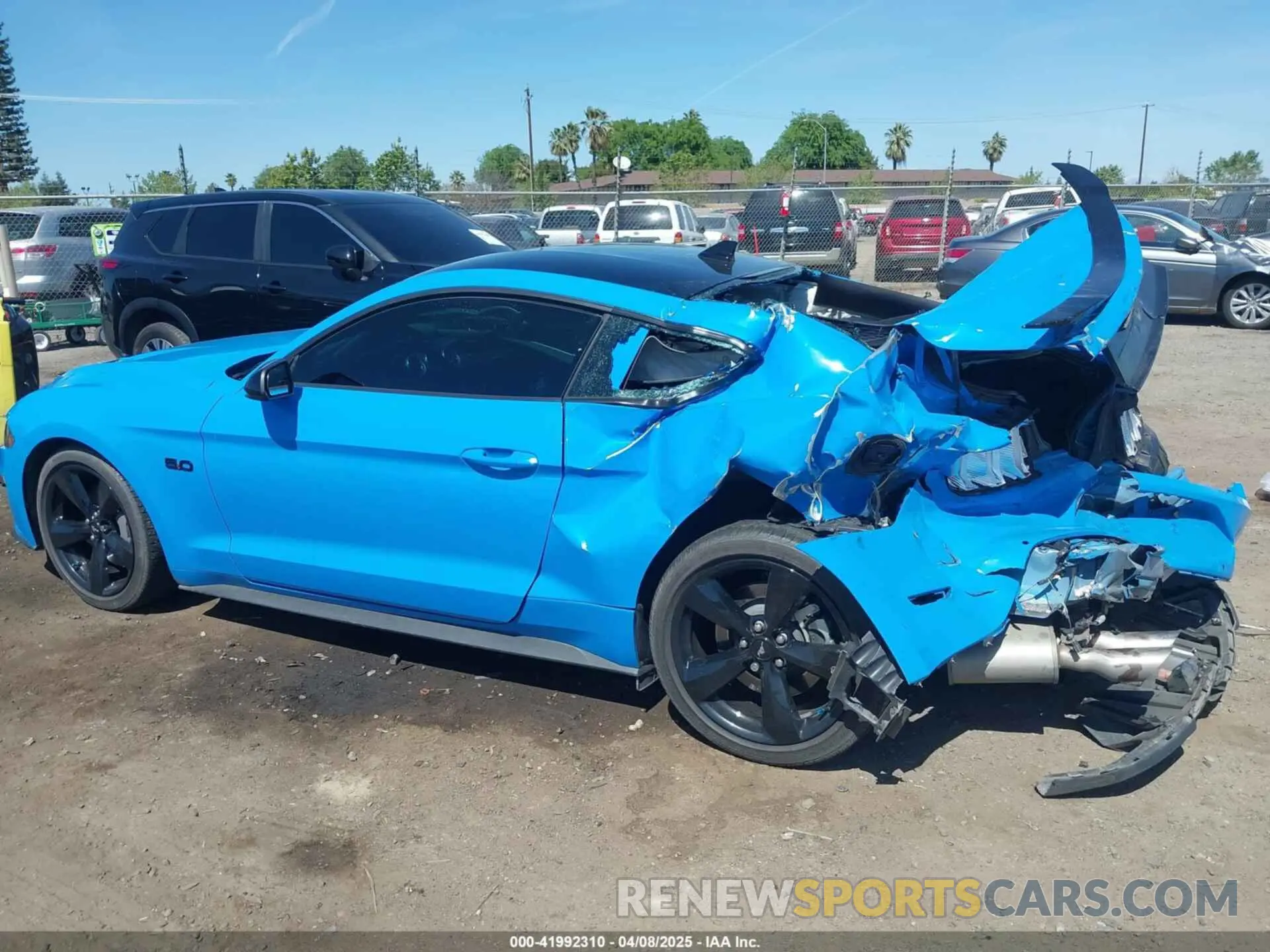 15 fotografías del automóvil dañado 1FA6P8CFXN5107884 FORD MUSTANG 2022