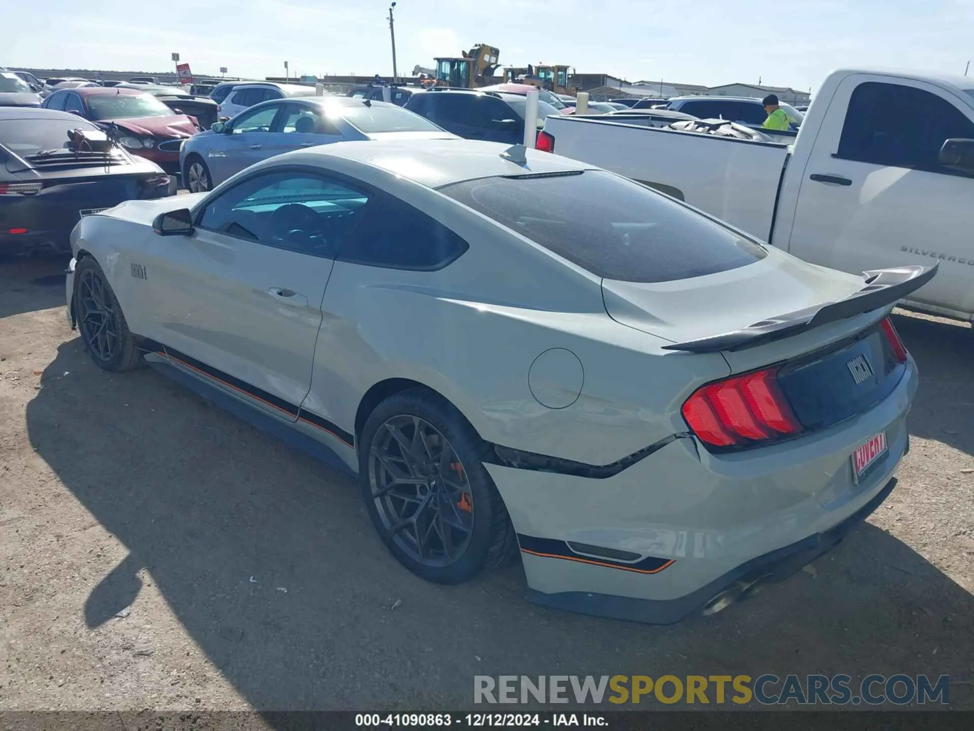 3 fotografías del automóvil dañado 1FA6P8R04N5551085 FORD MUSTANG 2022