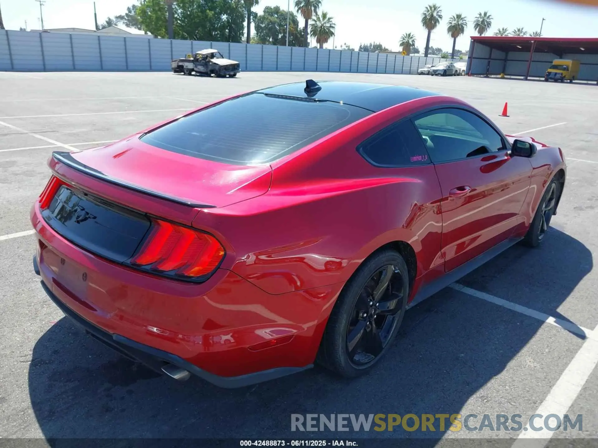 4 fotografías del automóvil dañado 1FA6P8TH0N5129751 FORD MUSTANG 2022