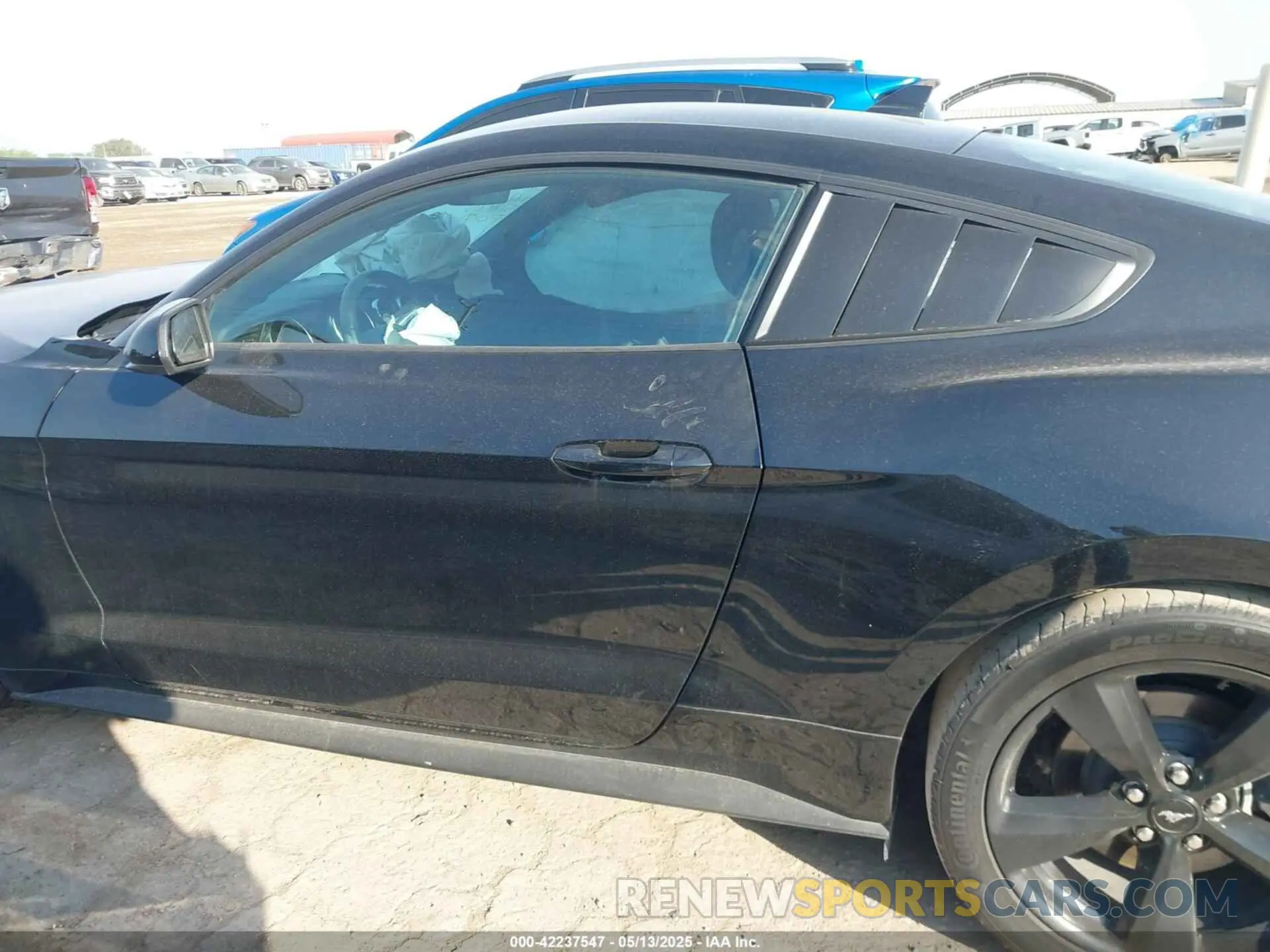 14 fotografías del automóvil dañado 1FA6P8TH3N5122423 FORD MUSTANG 2022