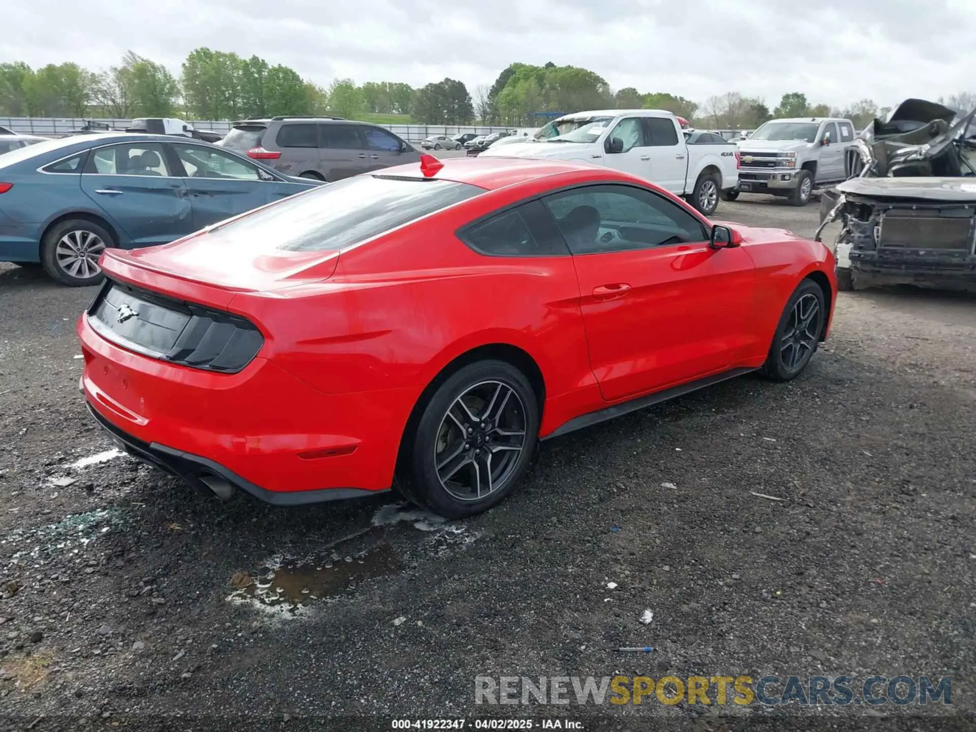4 fotografías del automóvil dañado 1FA6P8TH4N5102519 FORD MUSTANG 2022